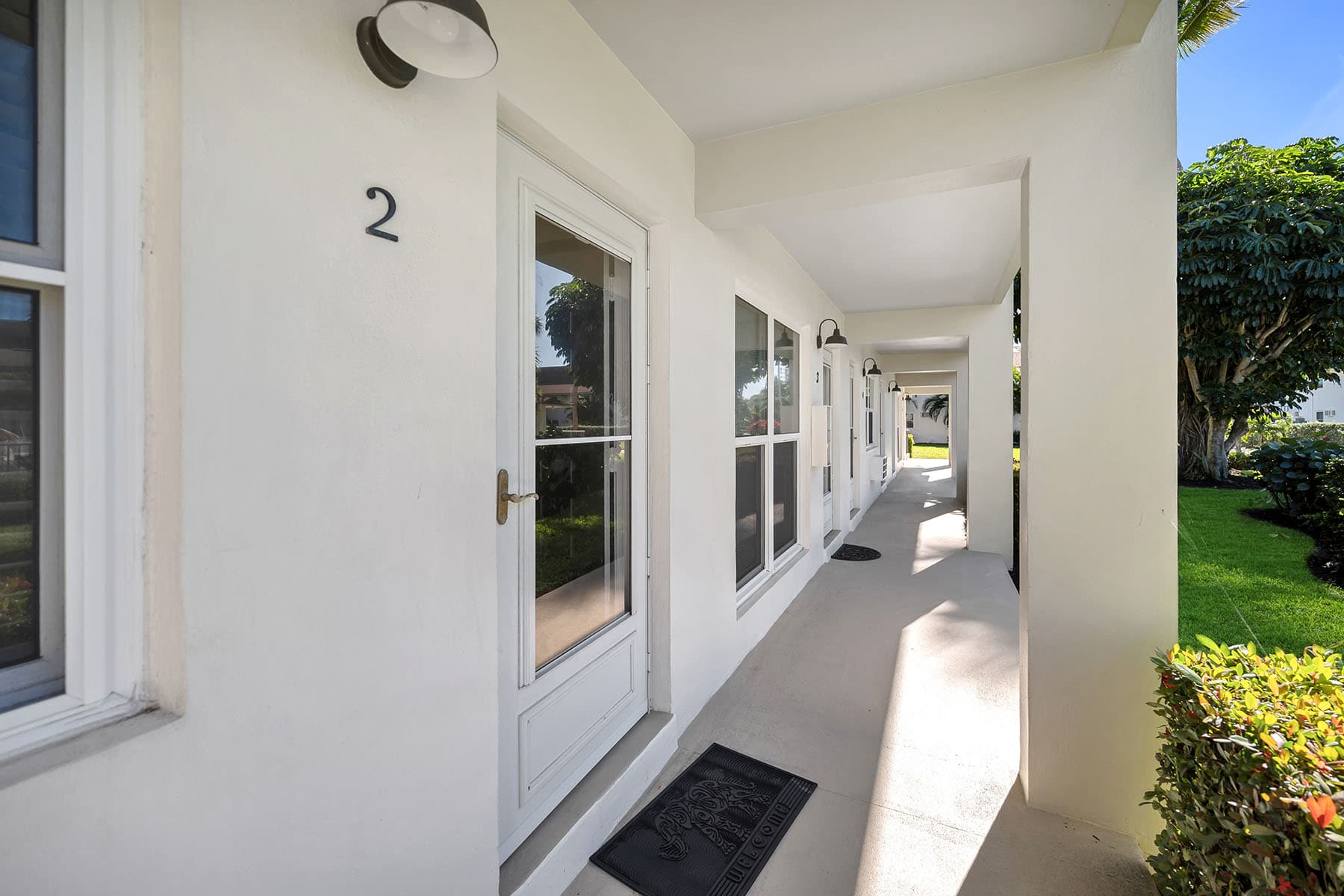 235 Seaview Court  - Photo 4