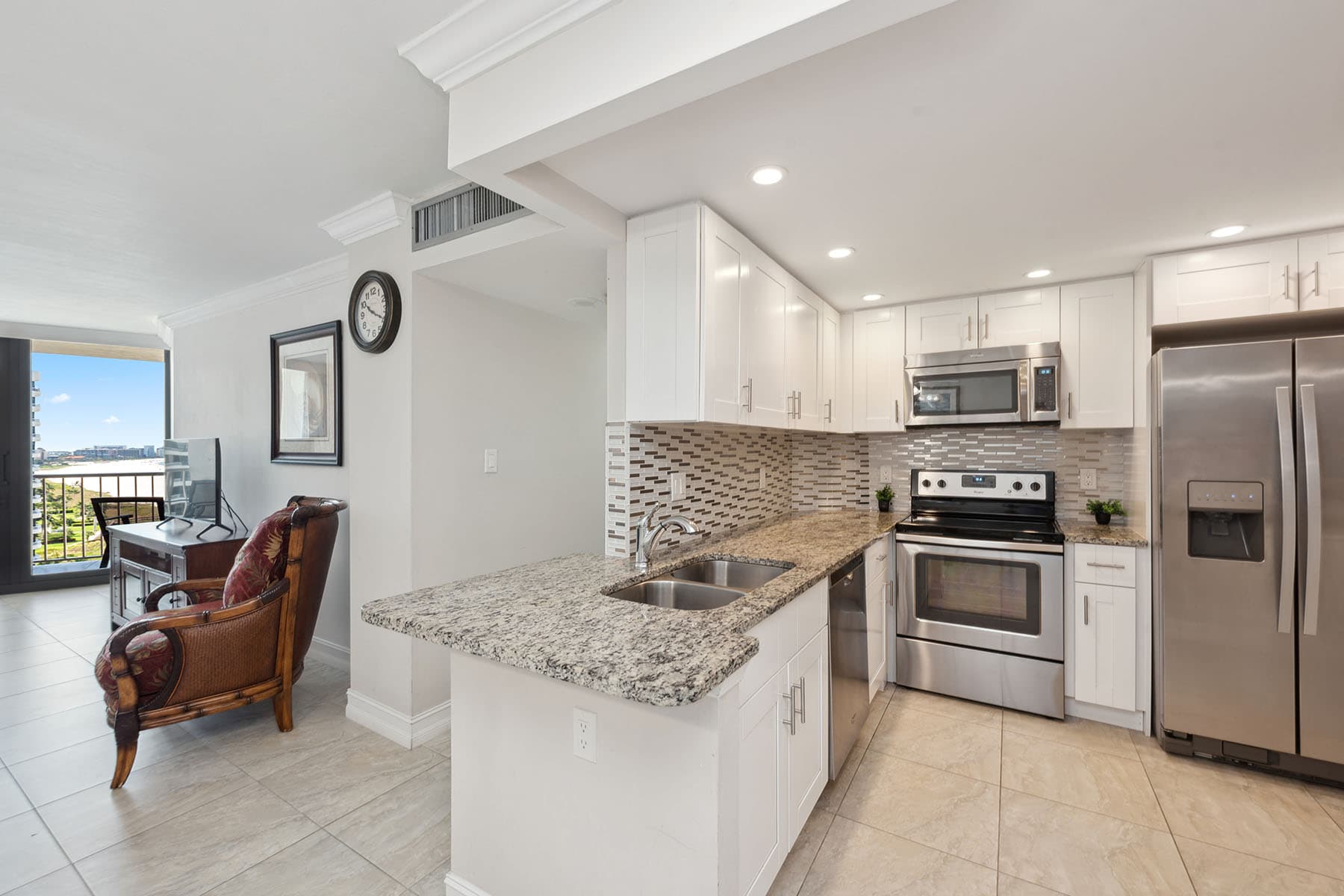 380 Seaview Court  - Photo 8