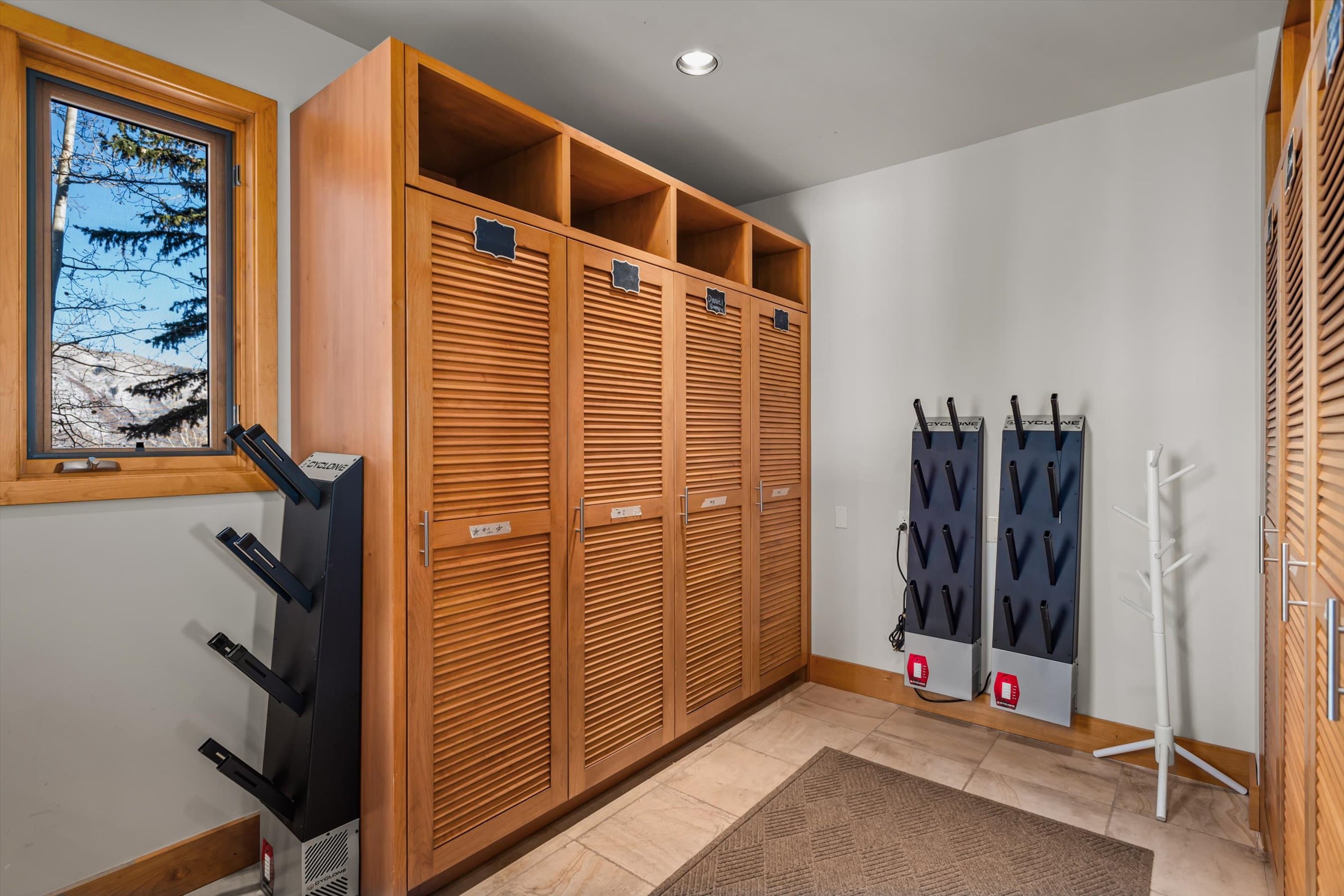 300 Eagle Pines Drive, Aspen, CO 81611 - Photo 9