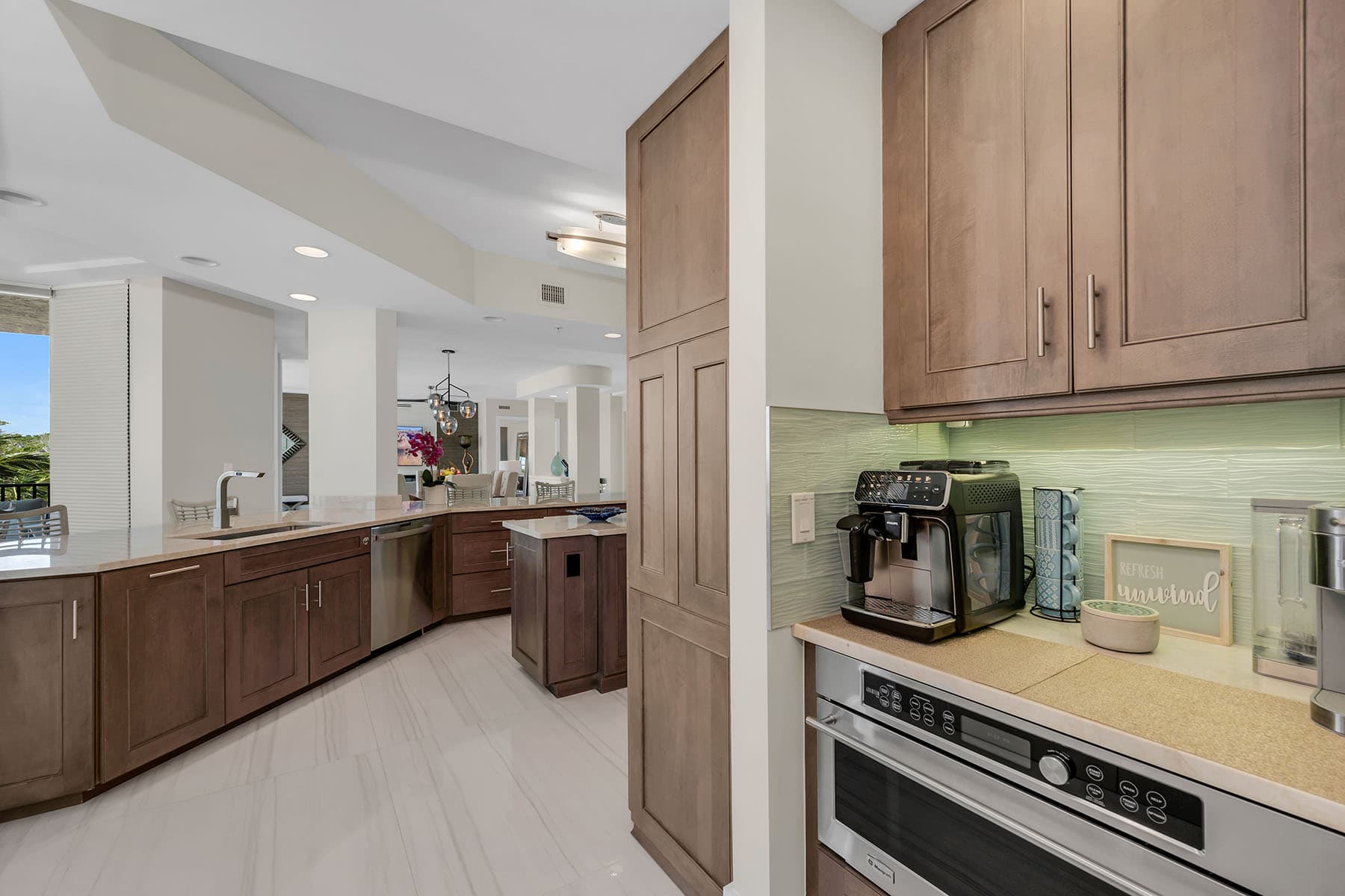 700 La Peninsula Boulevard  - Photo 9