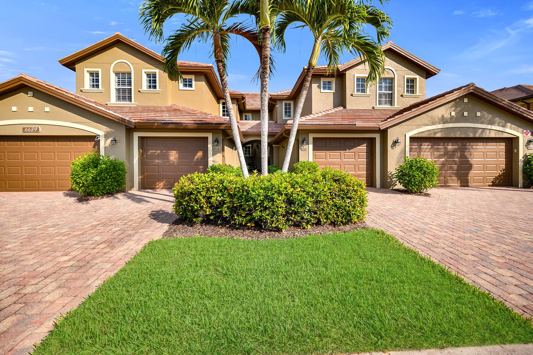 6689 Alden Woods Circle , 201 - Photo 1