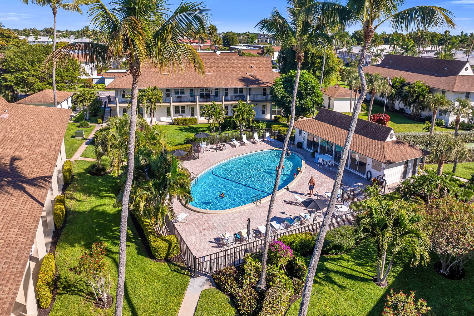 235 Seaview Court  - Photo 3