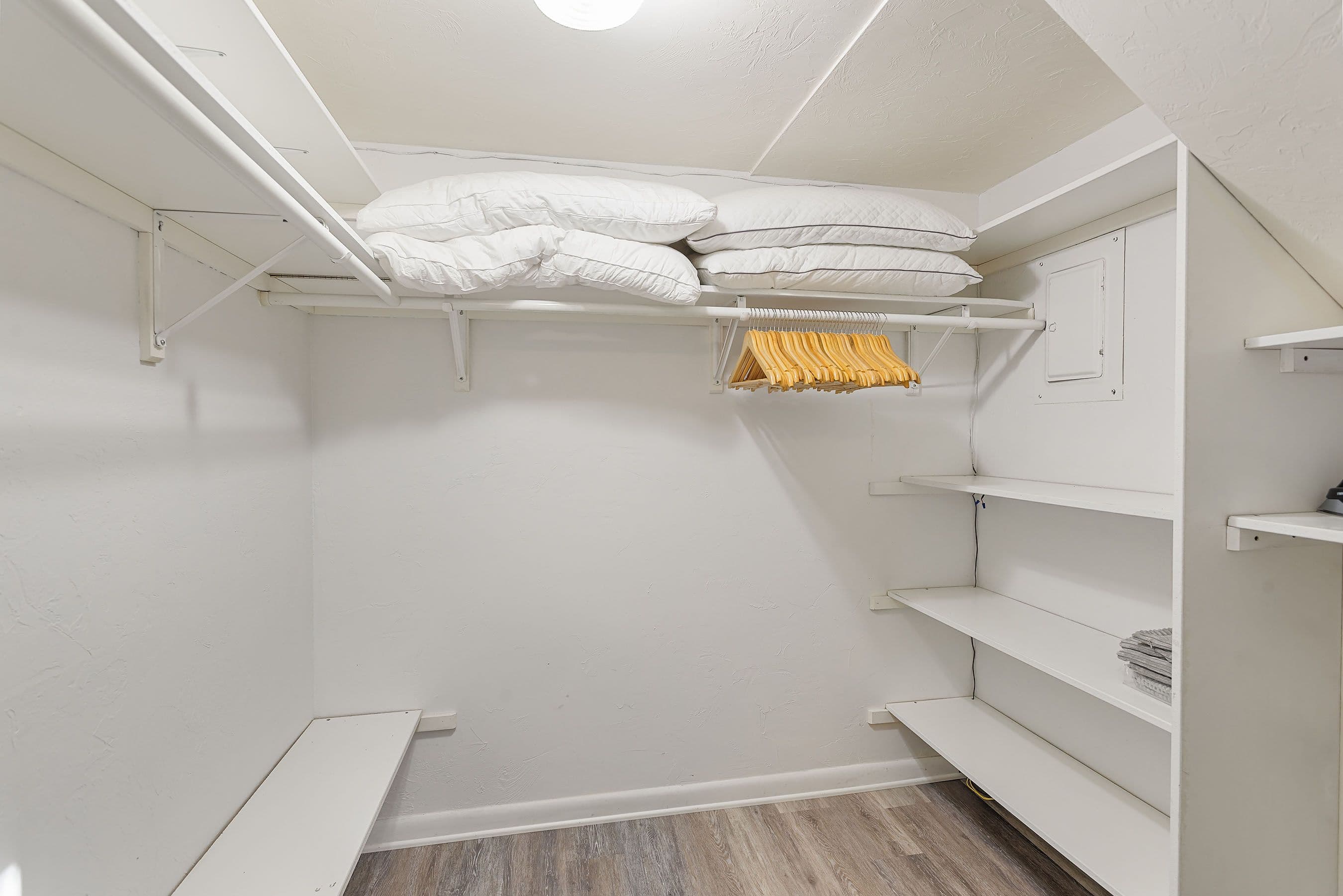 424 Park Circle Unit B, Aspen, CO 81611 - Photo 8