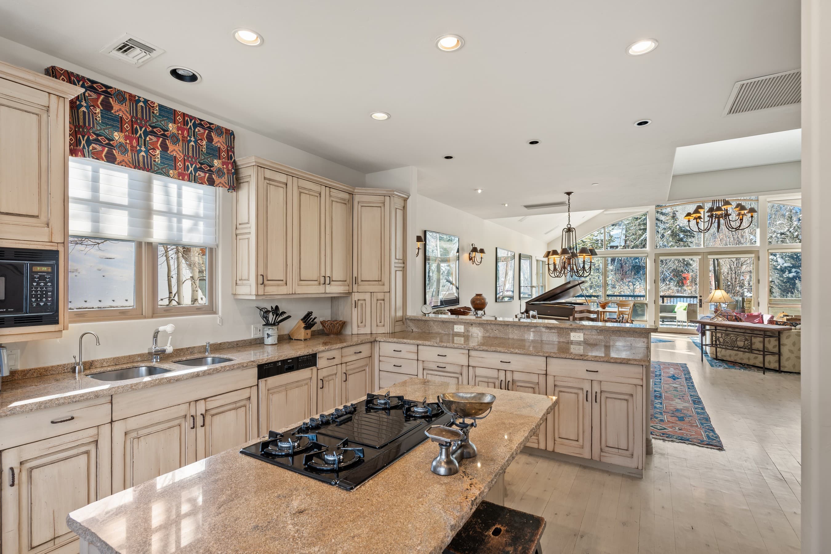 990 E Hopkins Avenue, Aspen, CO 81611 - Photo 18