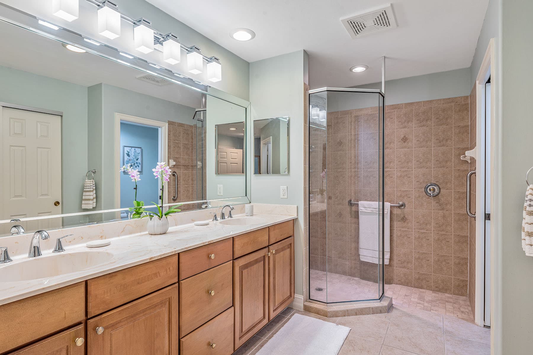 2012 Tarpon Bay Drive N  - Photo 10