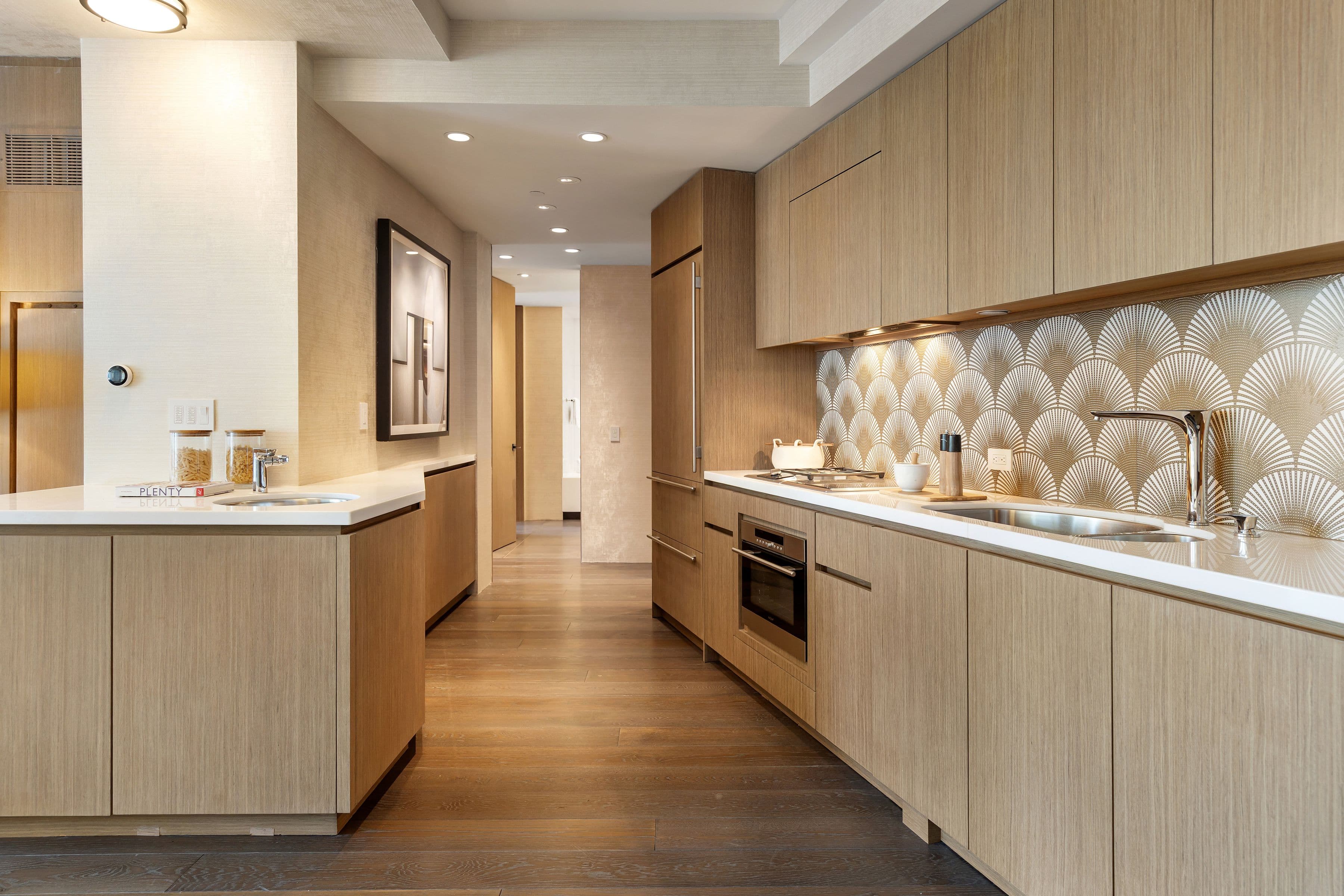St. Regis Residence 23F  - Photo 8