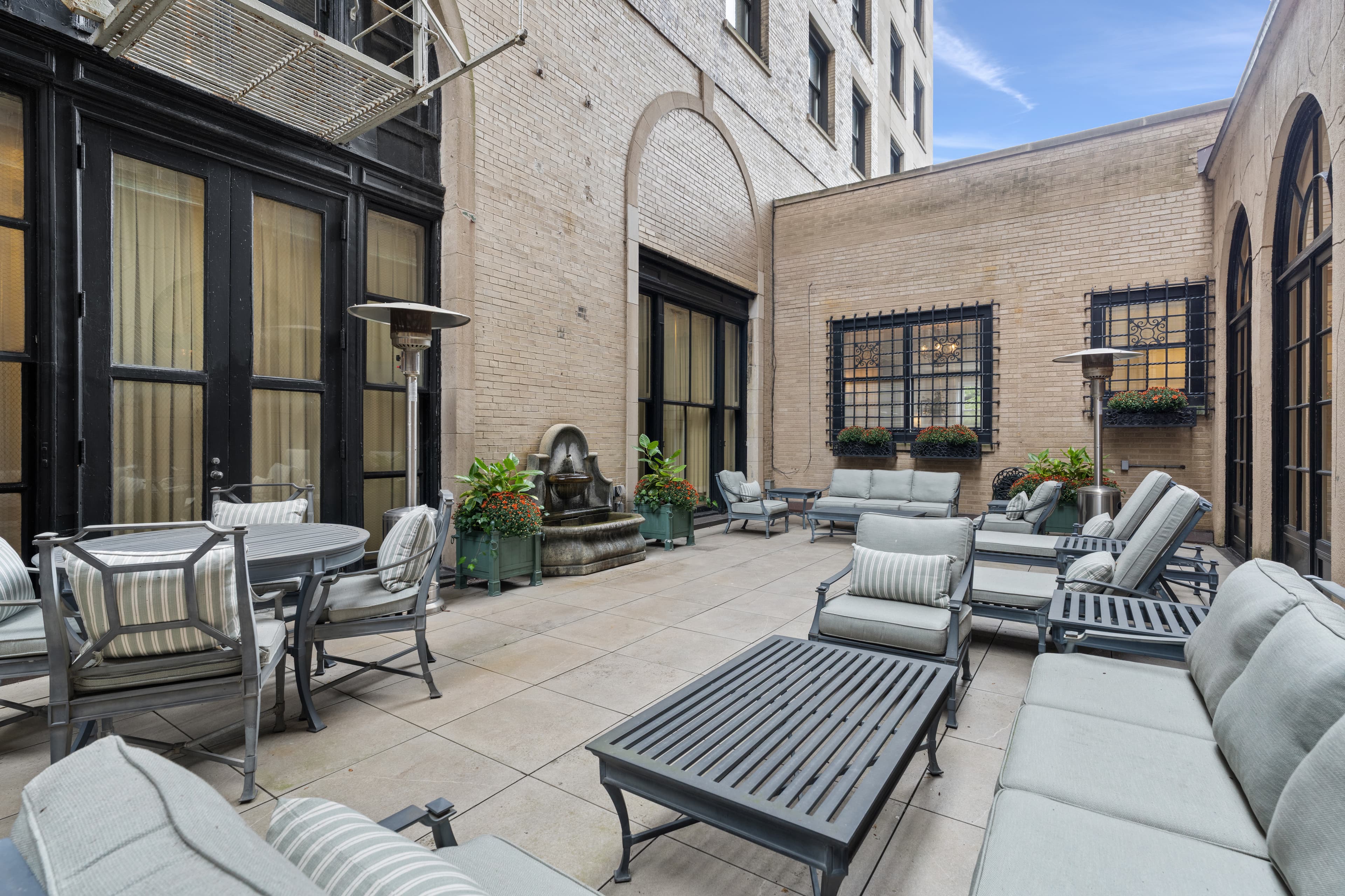 179 E Lake Shore Drive Unit# 25W - Photo 12