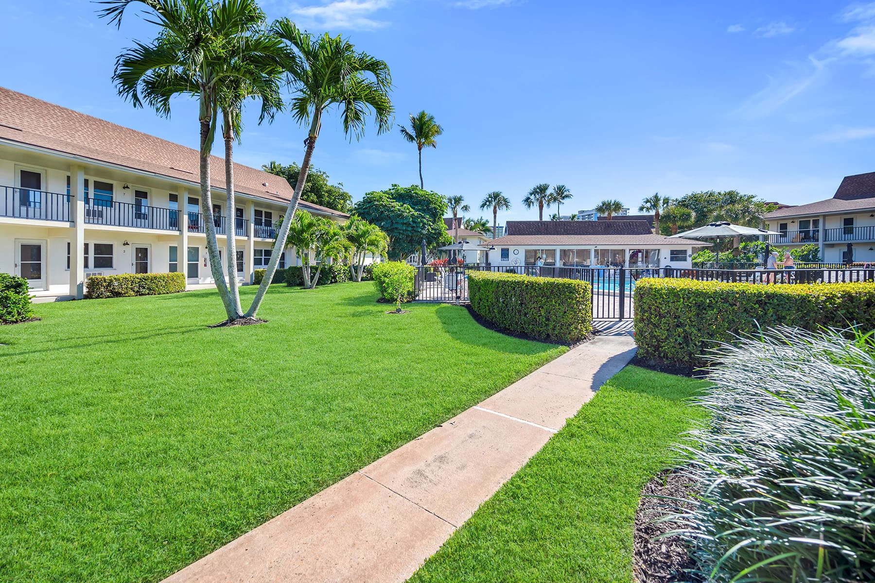 235 Seaview Court  - Photo 5