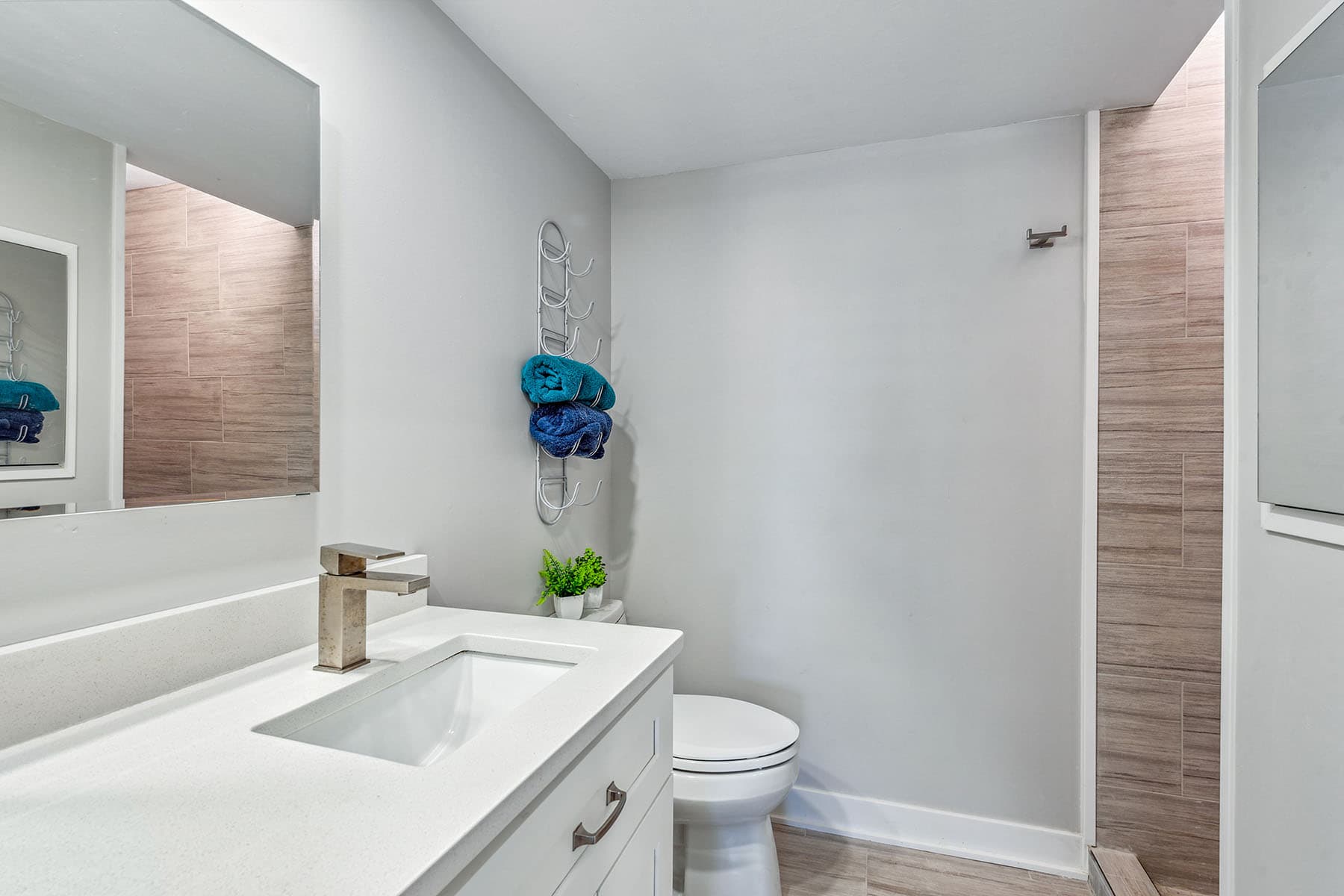 330 Kon Tiki Drive  - Photo 8
