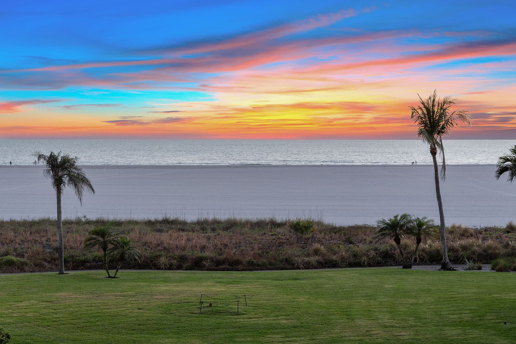 220 Seaview Court  - Photo 2