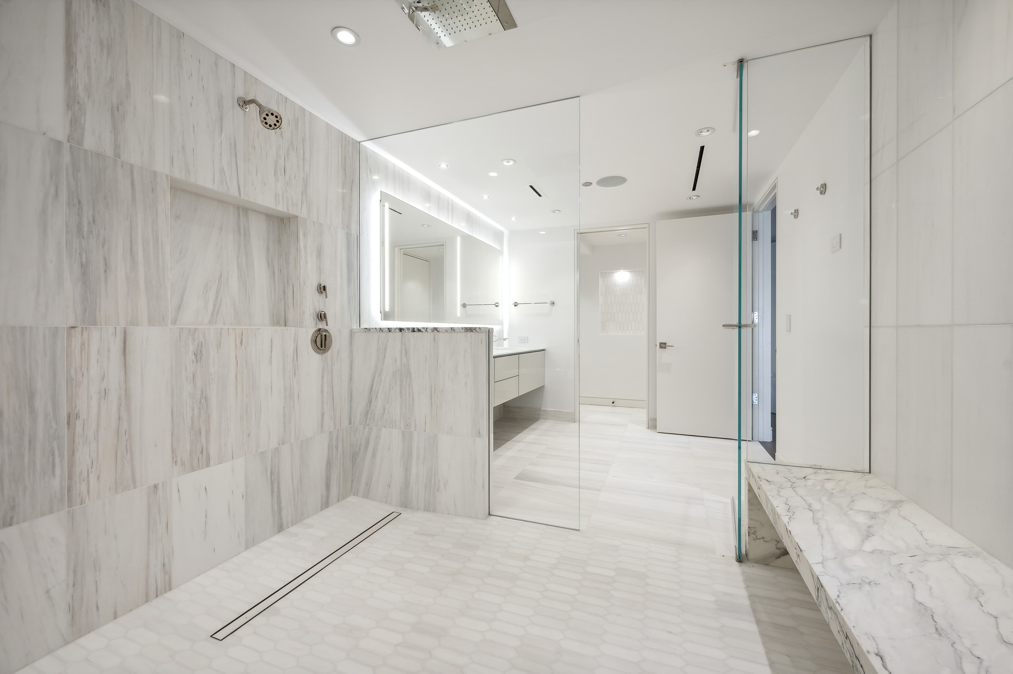 161 E Chicago Avenue Unit# 60M1-N2 - Photo 43