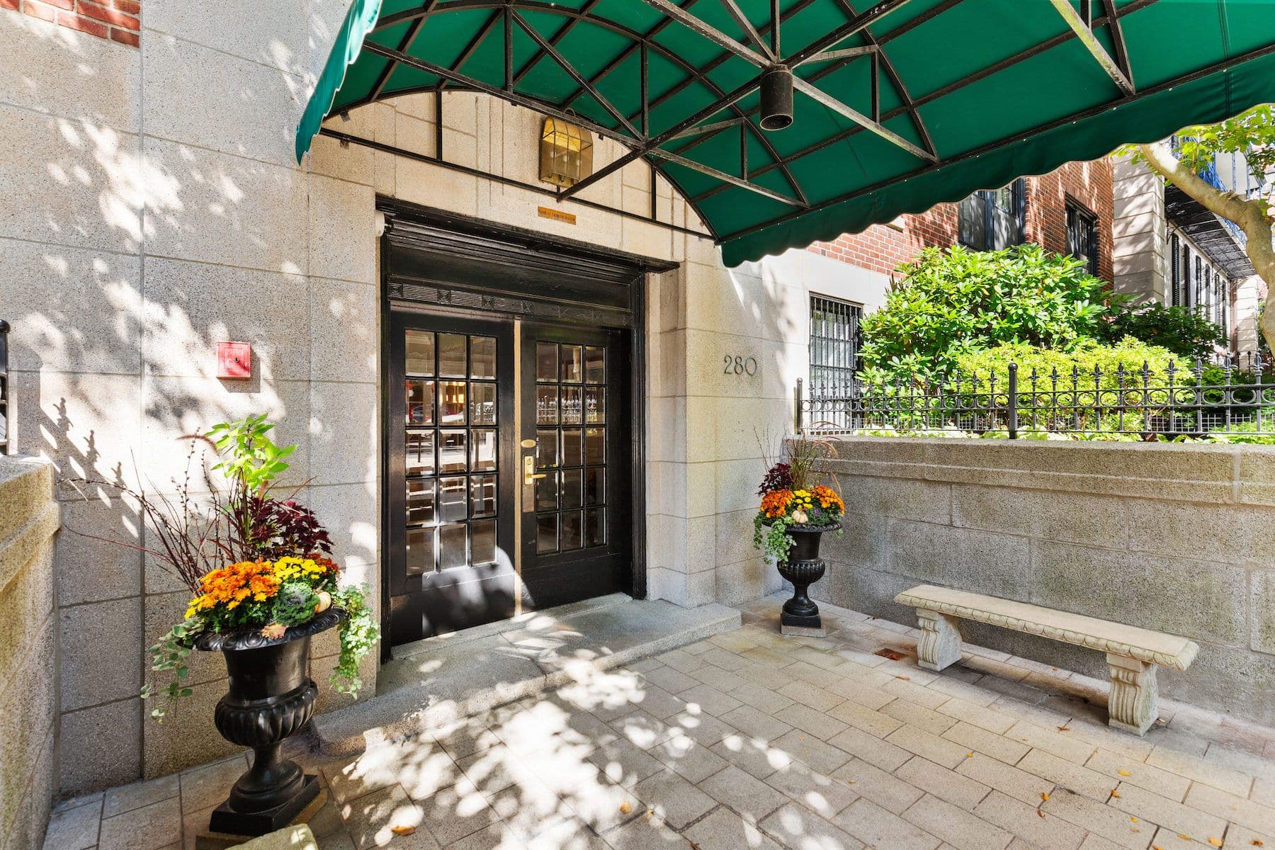 280  Beacon Street 1 - Photo 12
