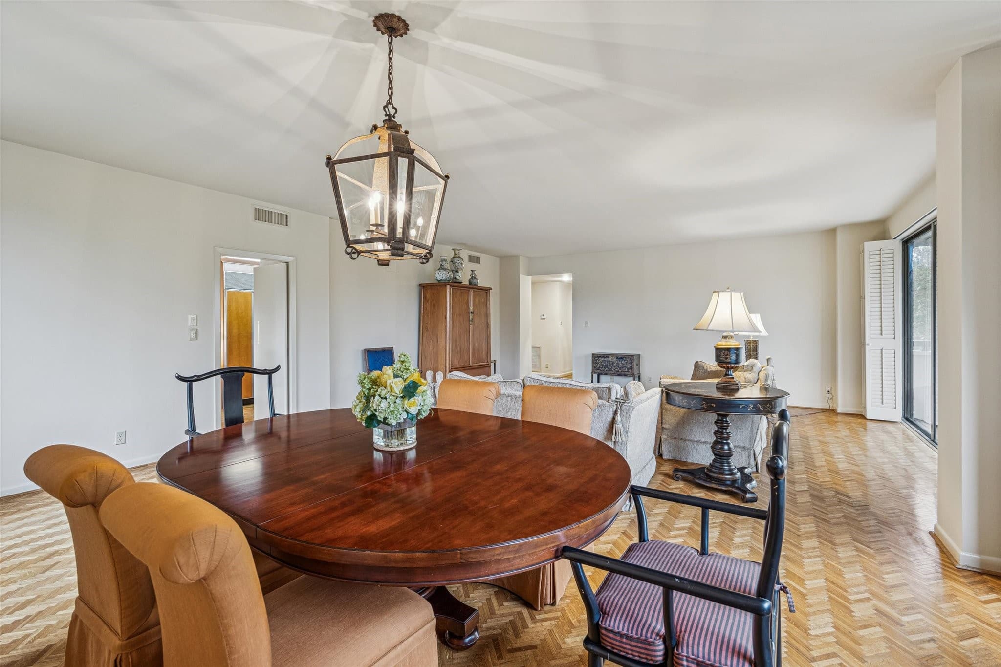 49 Briar Hollow Lane #203 - Photo 7