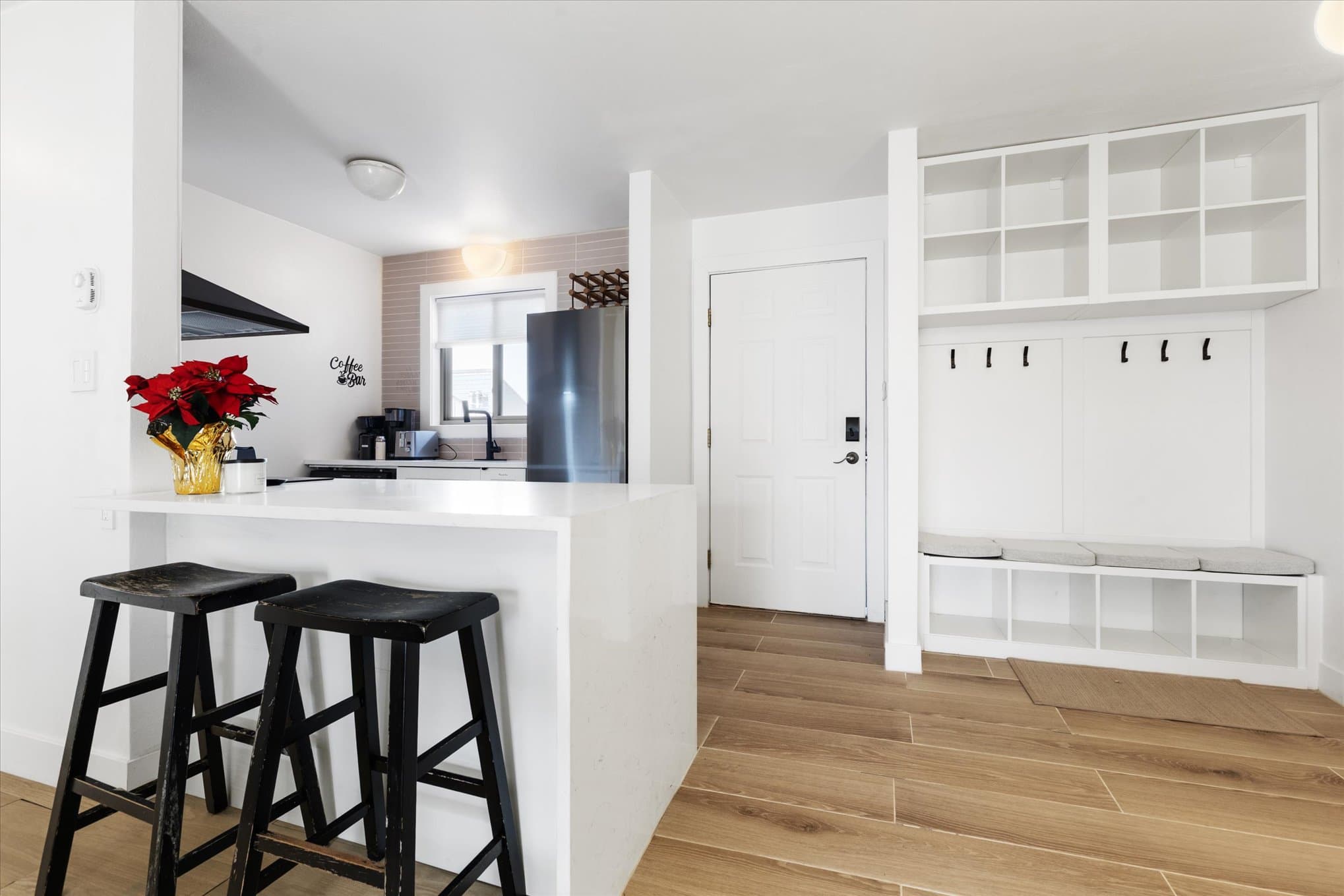1565 Shadow Run Frontage Unit# B307 - Photo 4