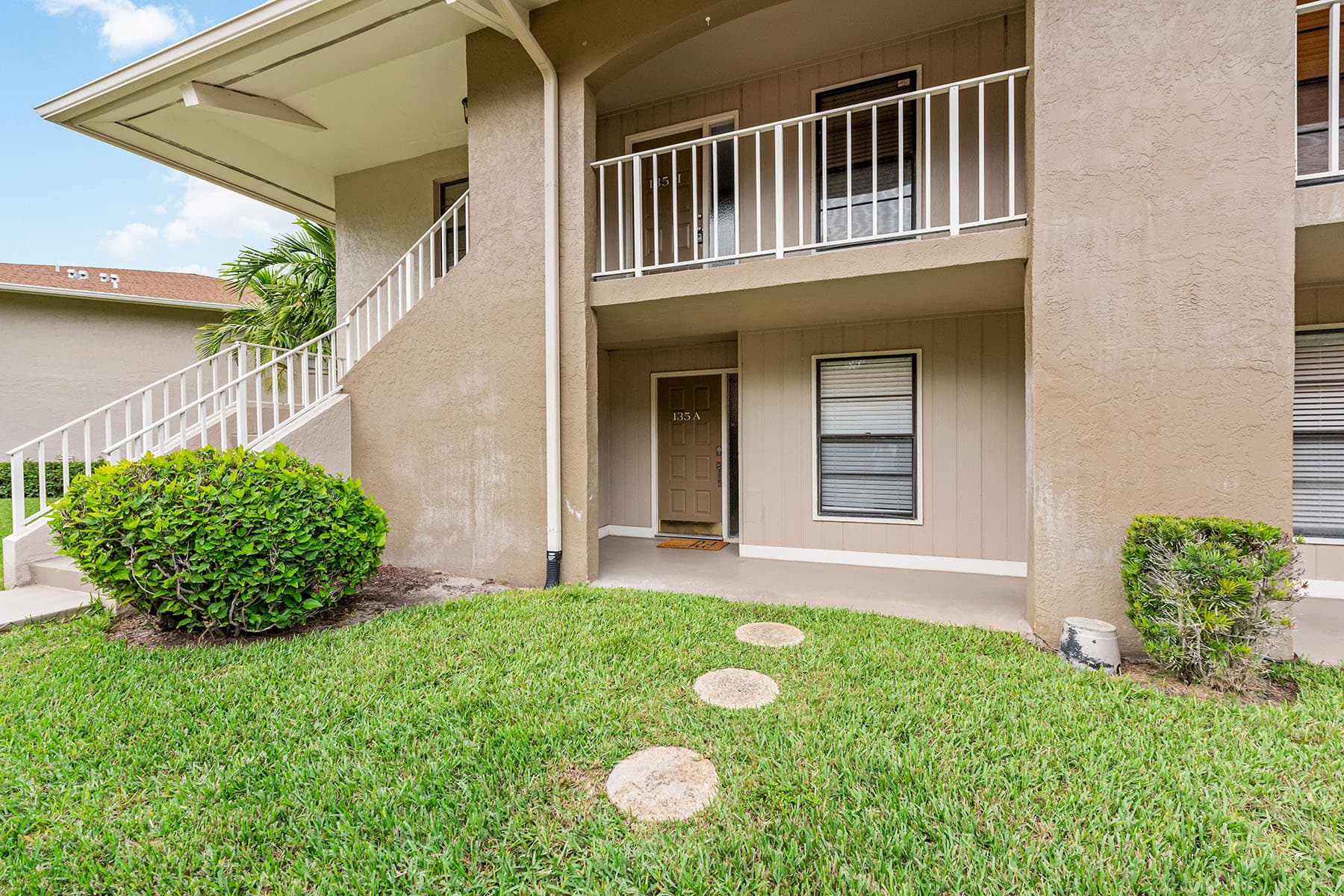 135 Cypress Way E , 1 - Photo 1