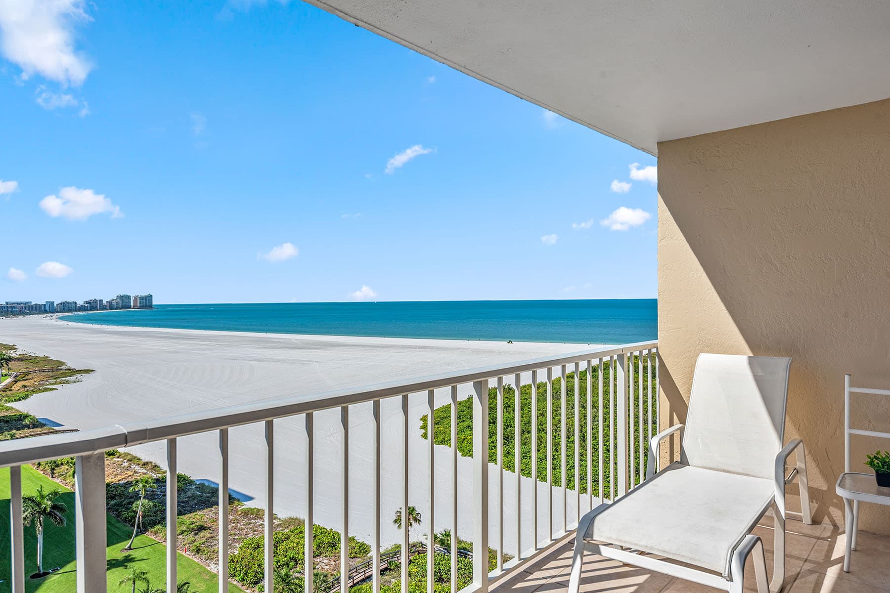380 Seaview Court , 1607 - Photo 1