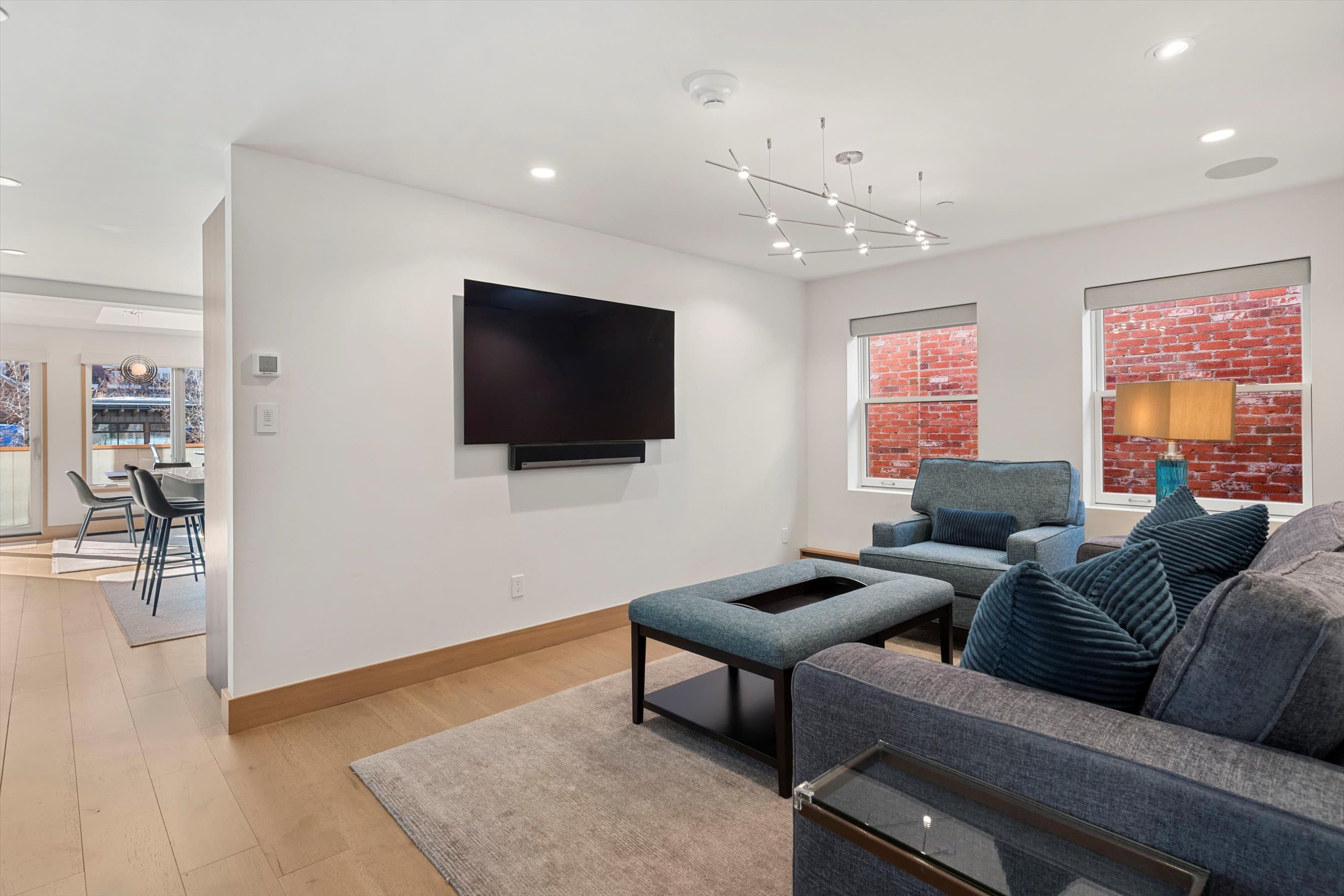 447 E Cooper Avenue 1, Aspen, CO 81611 - Photo 37