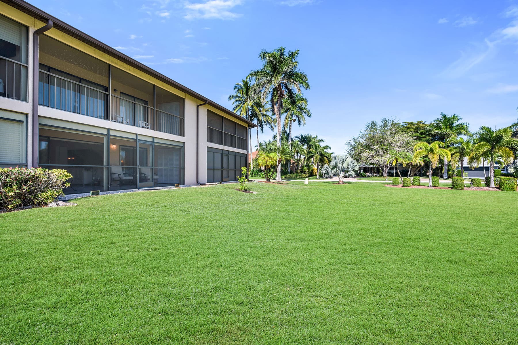236 Pebble Beach Circle  - Photo 2