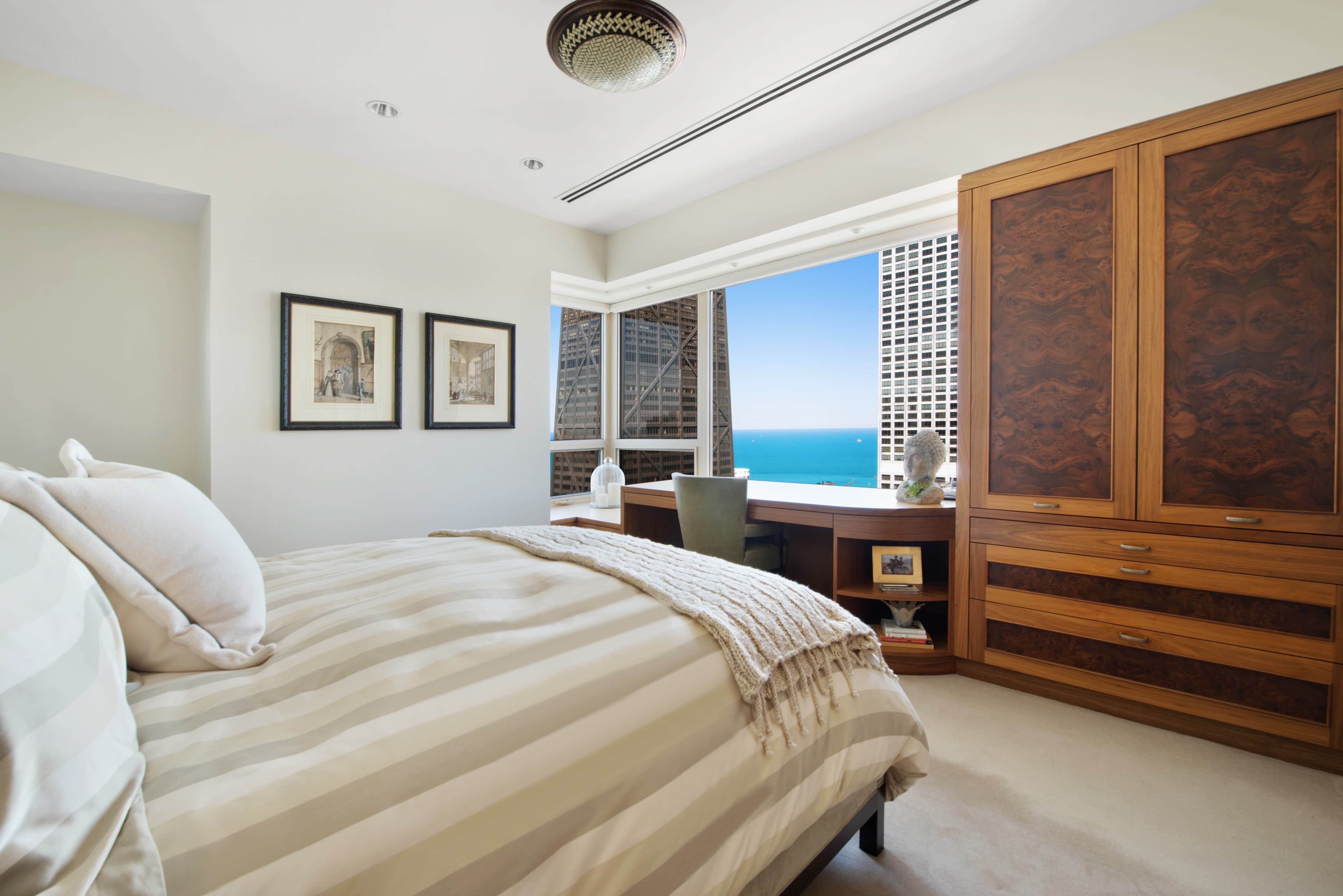 800 N Michigan Avenue Unit# 4201 - Photo 11