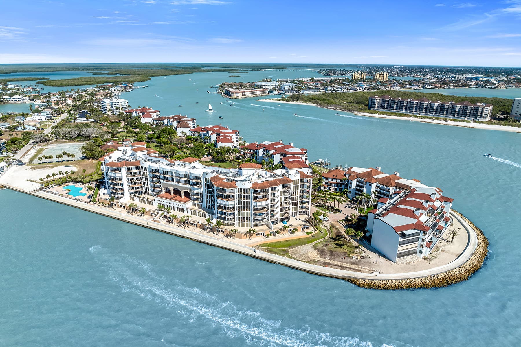 700 La Peninsula Boulevard  - Photo 7