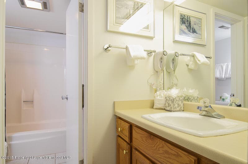 600 Carriage Way L-14, Snowmass Village, CO 81615 - Photo 12