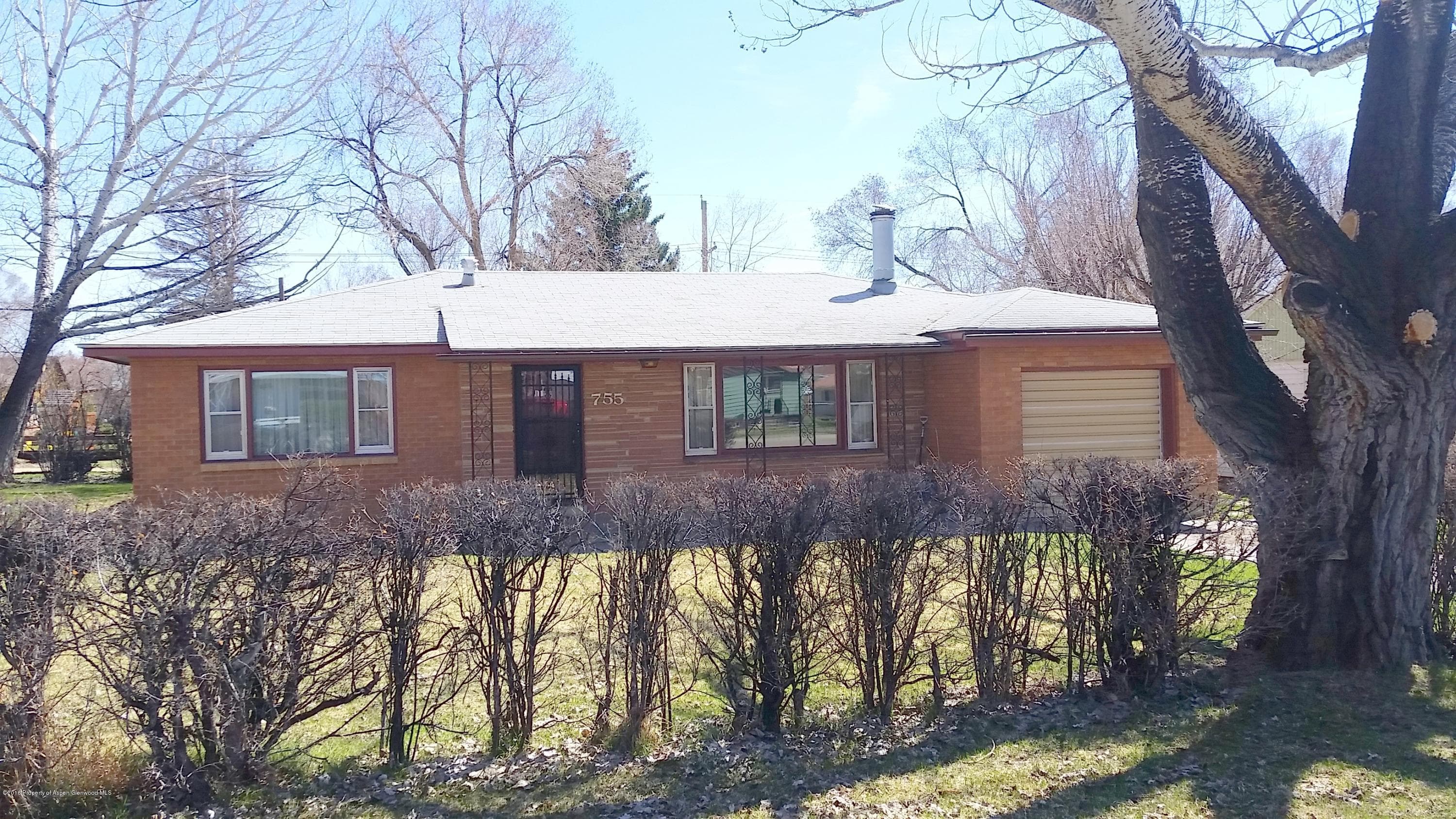 755 Pershing Street, Craig, CO 81625 - Photo 2
