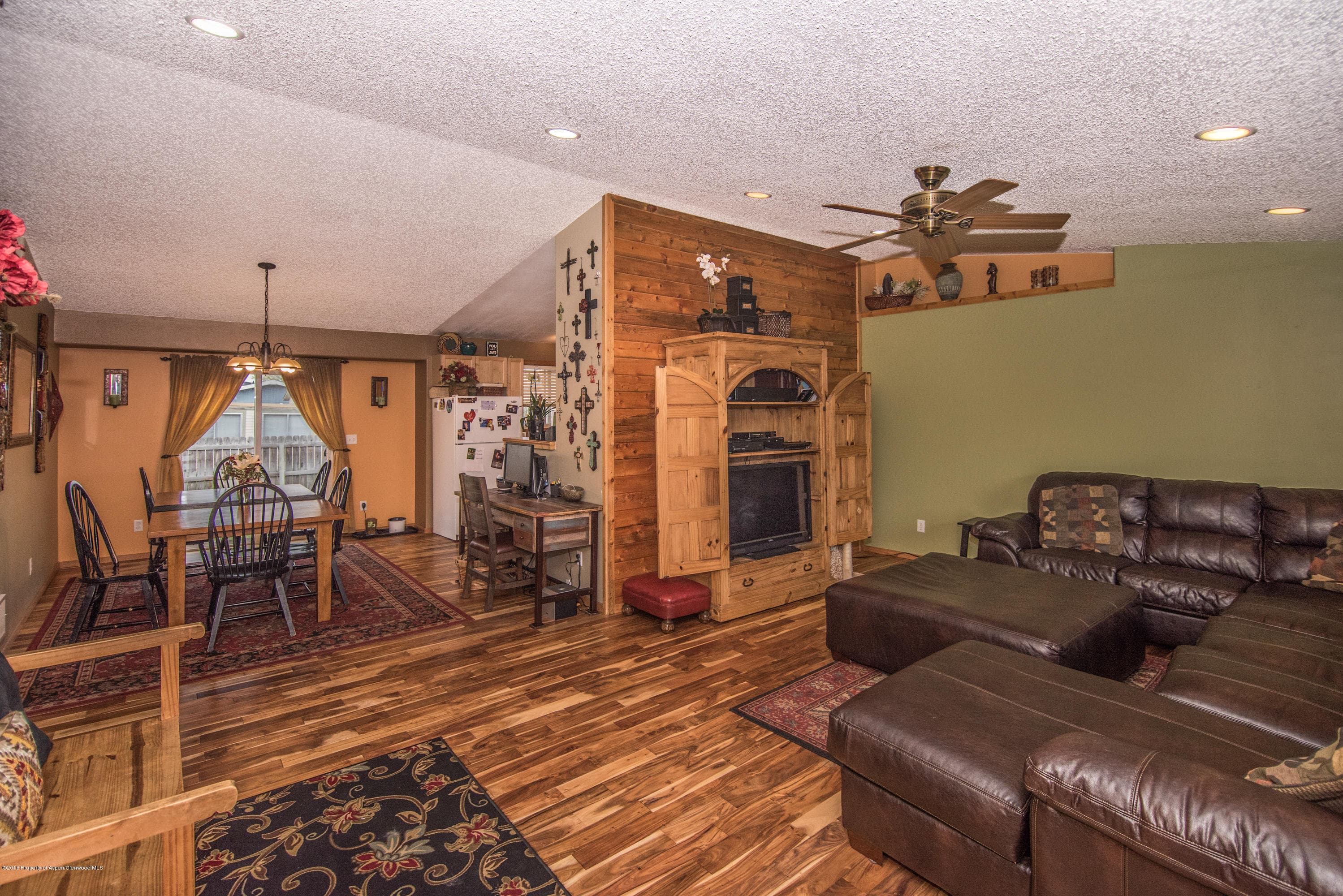 2038 Woodland Ave, Craig, CO 81625 - Photo 2