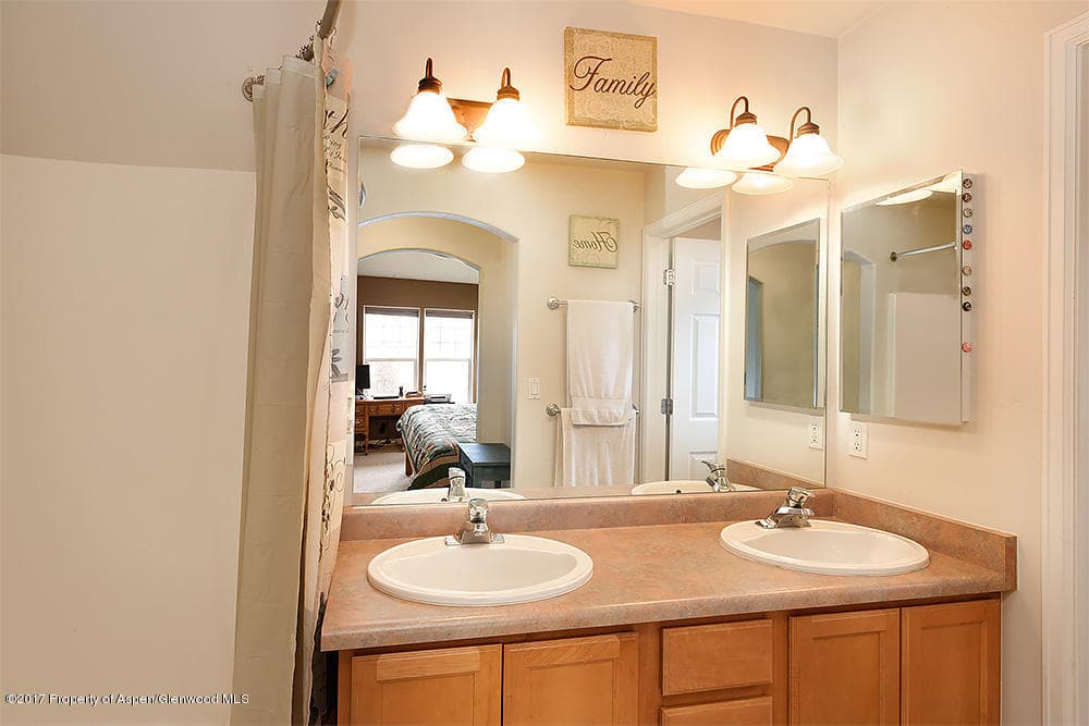 610 Lariat Loop, New Castle, CO 81647 - Photo 7