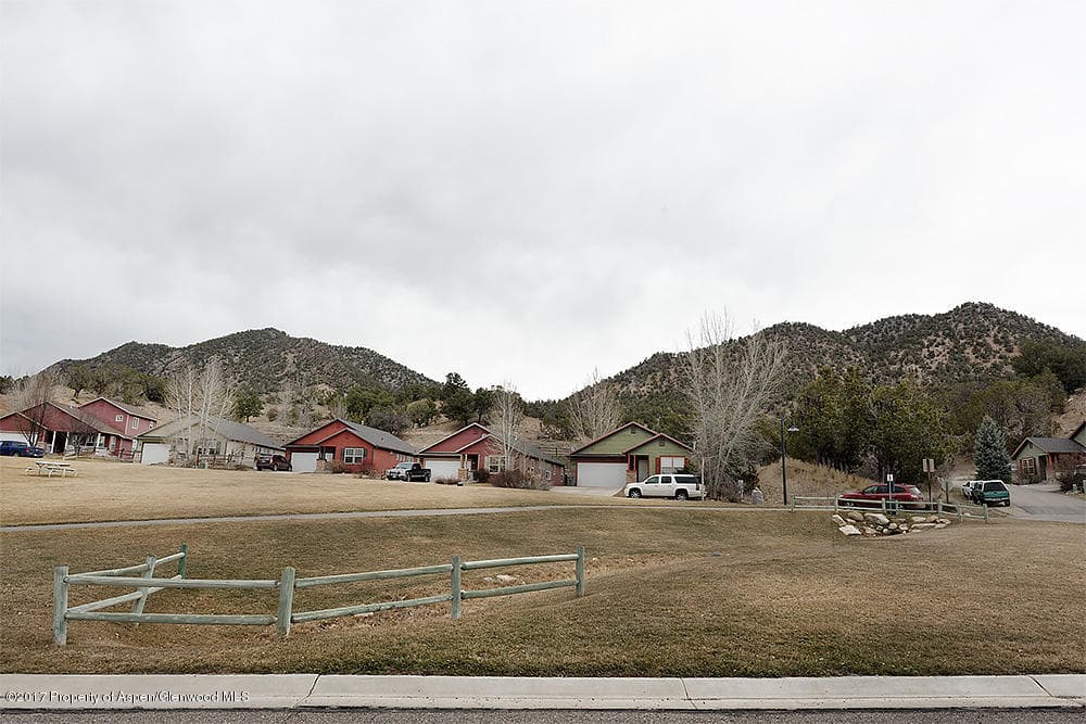 610 Lariat Loop, New Castle, CO 81647 - Photo 11