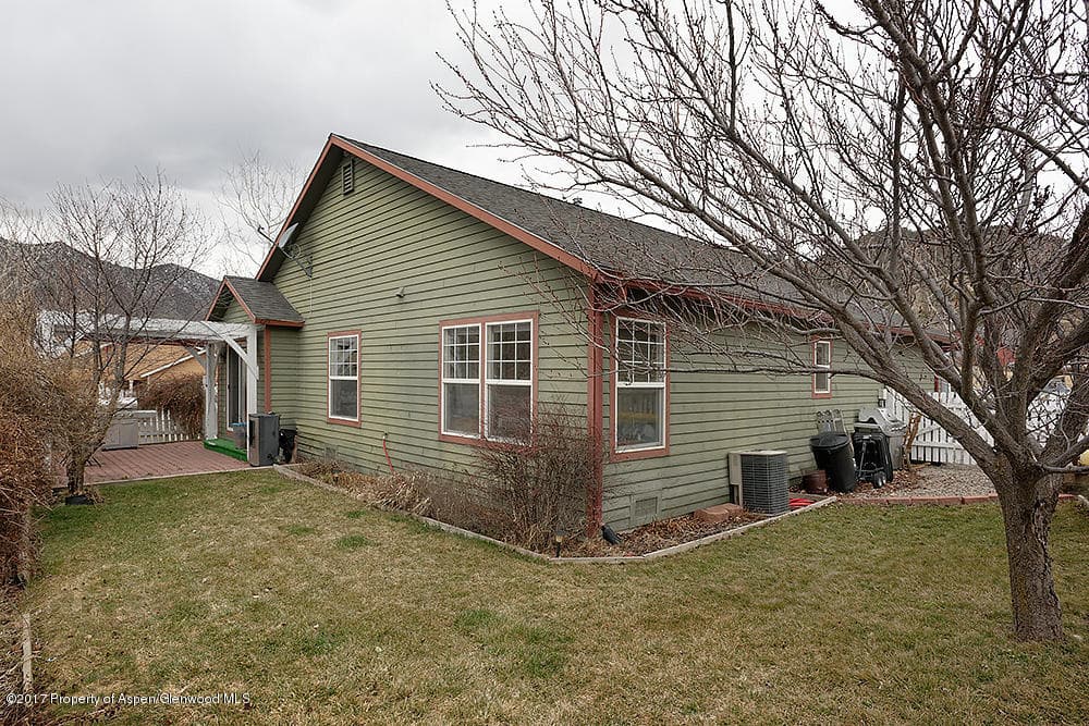 610 Lariat Loop, New Castle, CO 81647 - Photo 12