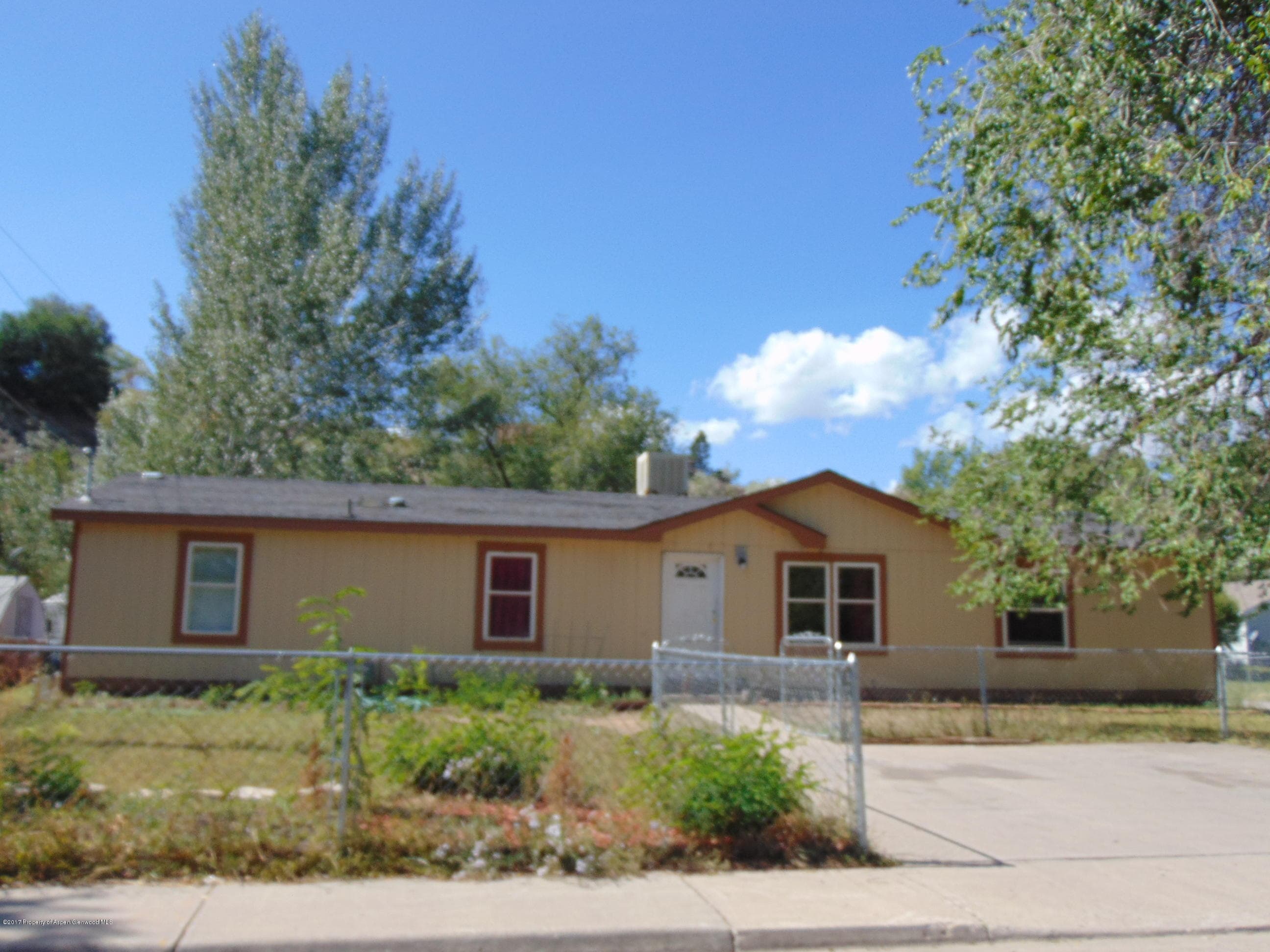 657 Park Avenue, Rifle, CO 81650 - Photo 2