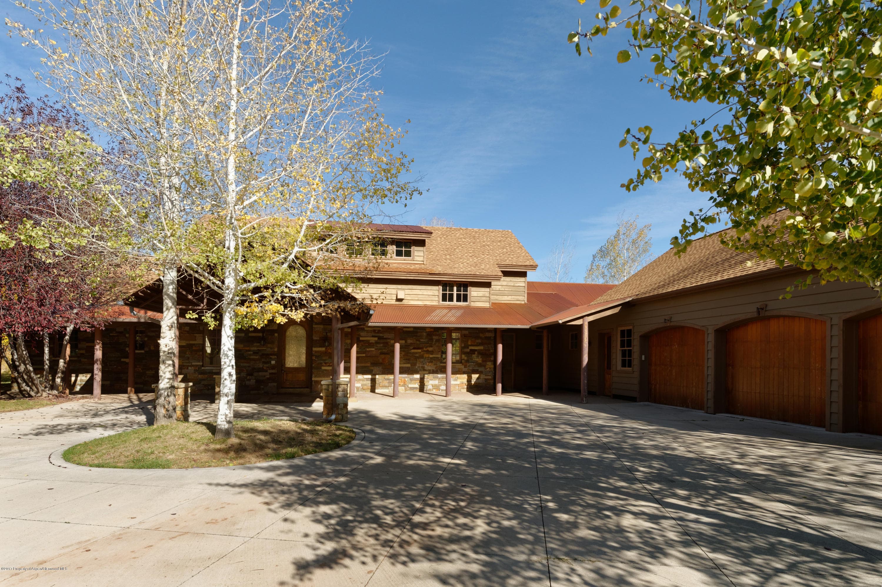14 Saddlehorn Court, Carbondale, CO 81623 - Photo 2