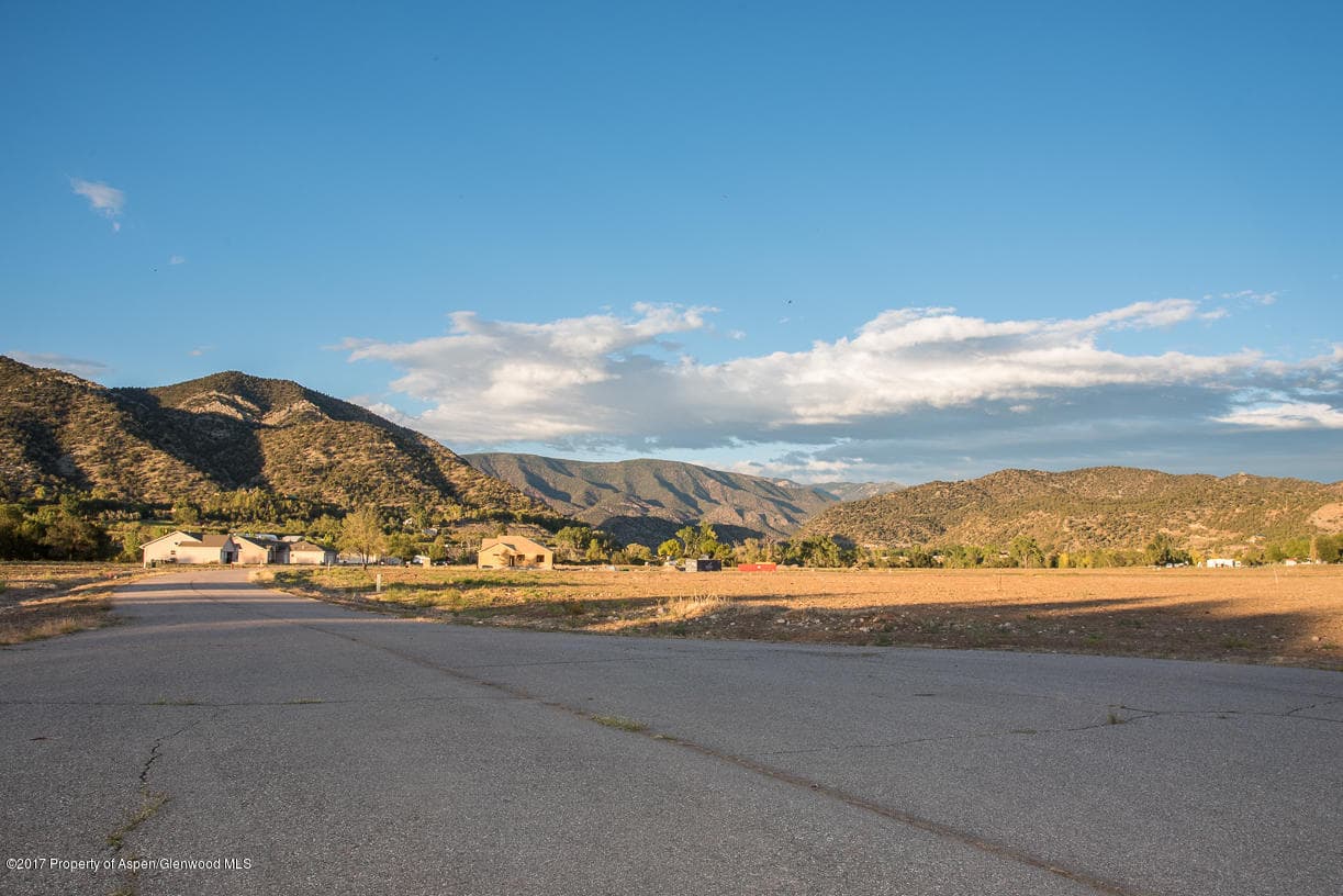 330 Rapids View Lane, New Castle, CO 81647 - Photo 24