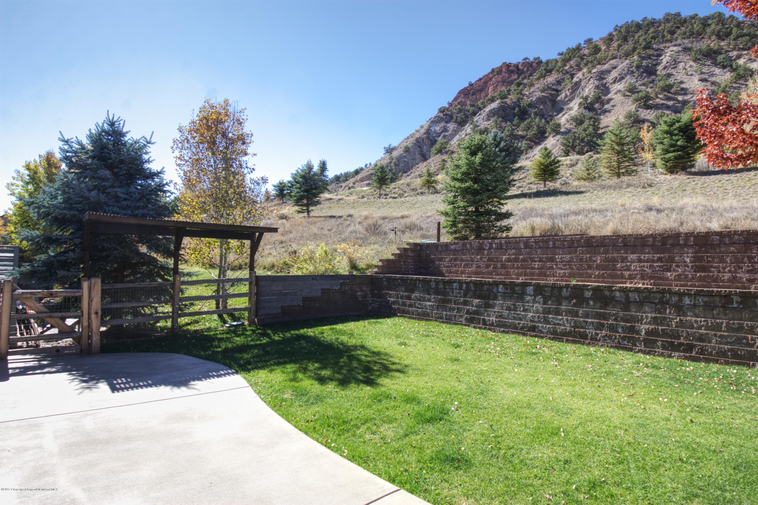 316 Red Bluff Vista, Glenwood Springs, CO 81601 - Photo 2