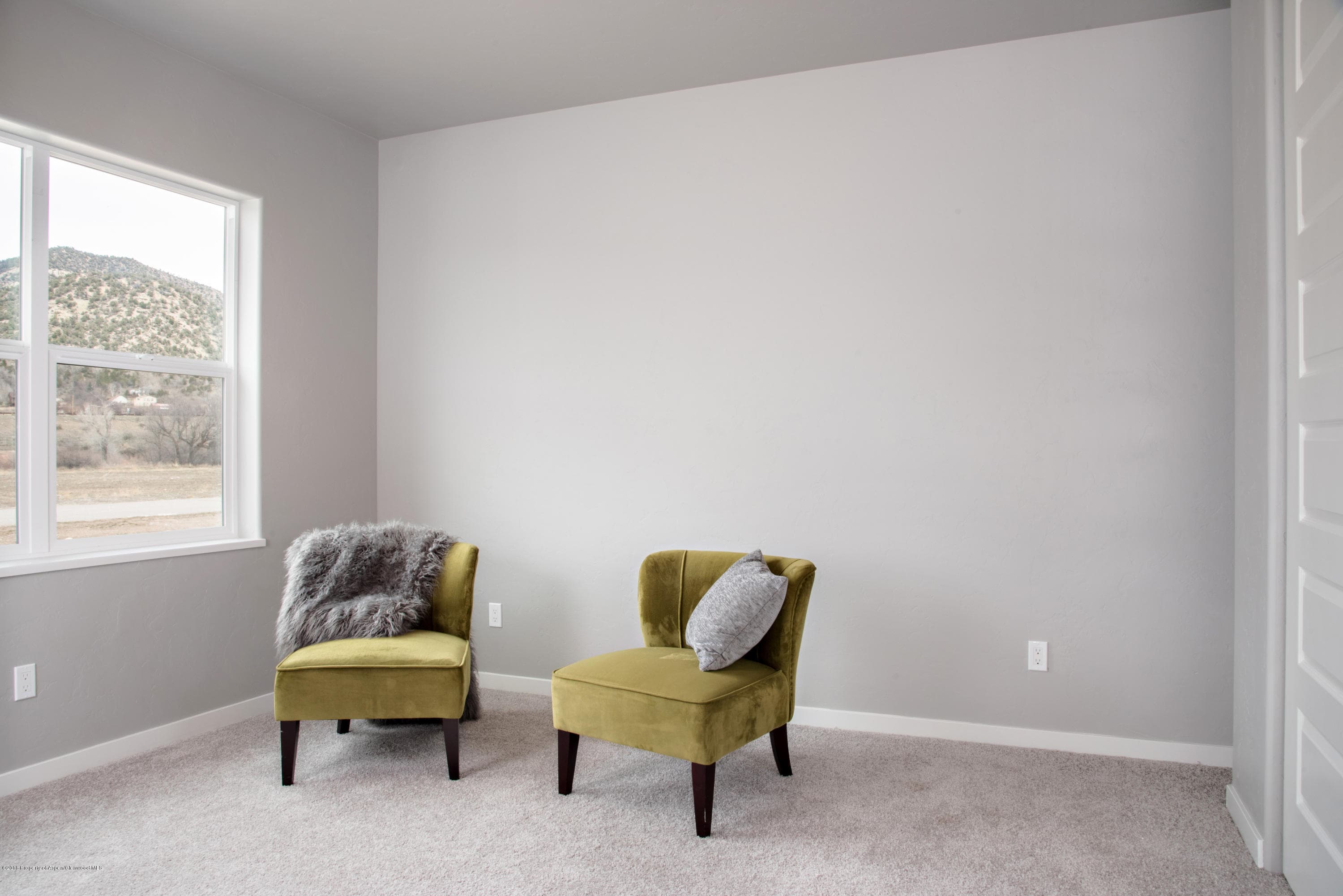 330 Rapids View Lane, New Castle, CO 81647 - Photo 2