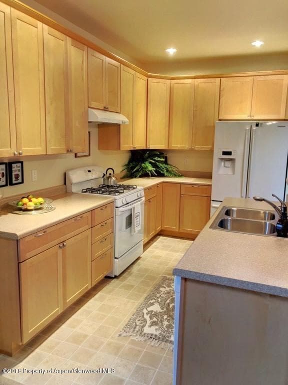 244 Red Bluff Vista, Glenwood Springs, CO 81601 - Photo 14