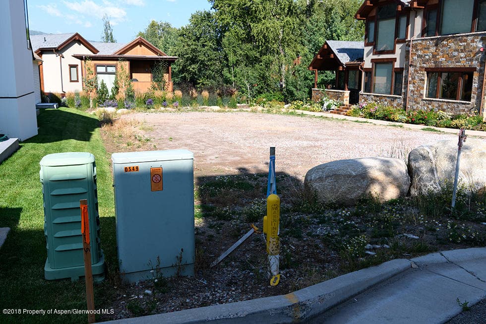 553 Race Alley Lot 4 House I, Aspen, CO 81611 - Photo 11