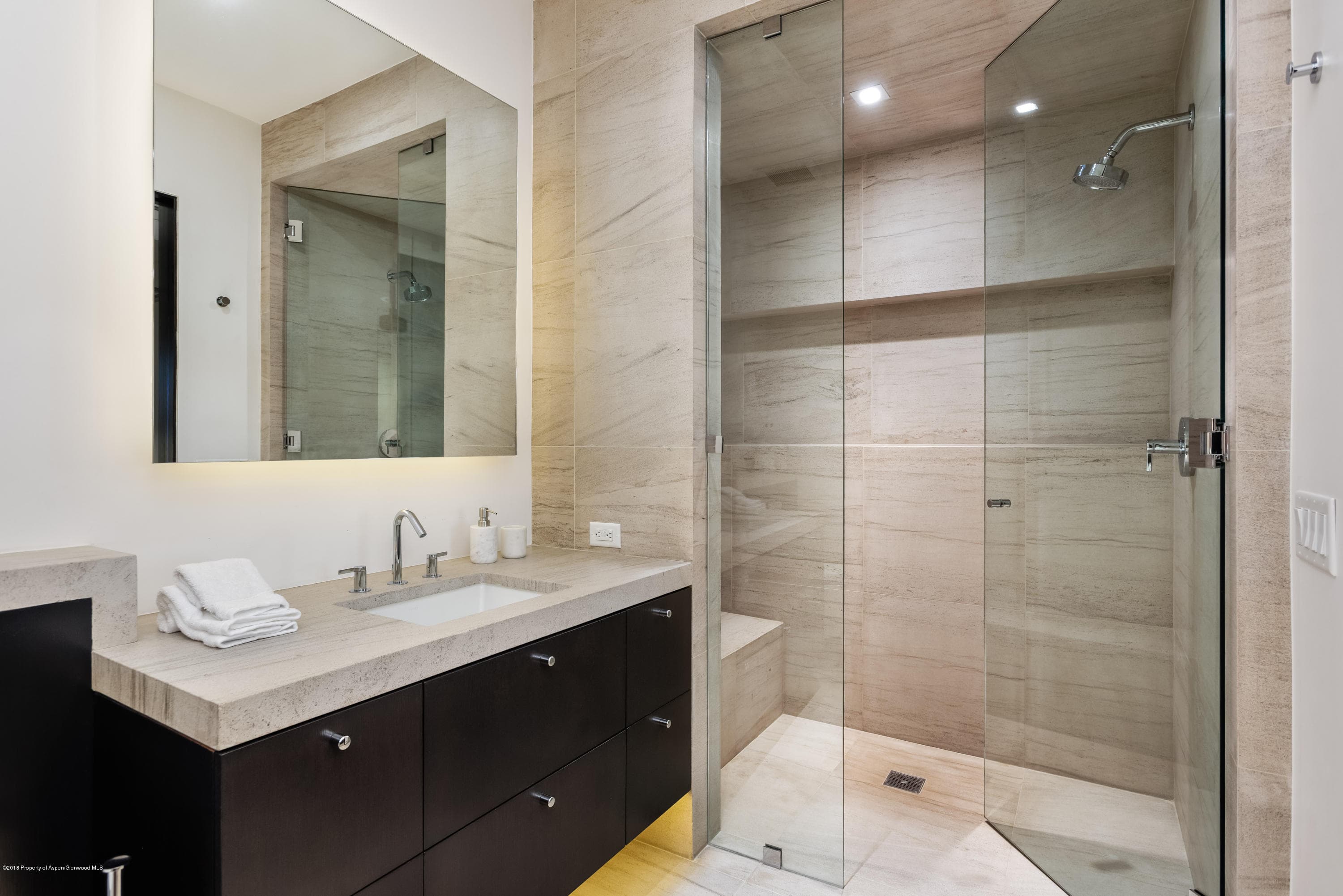 426 E Main Street, Aspen, CO 81611 - Photo 15