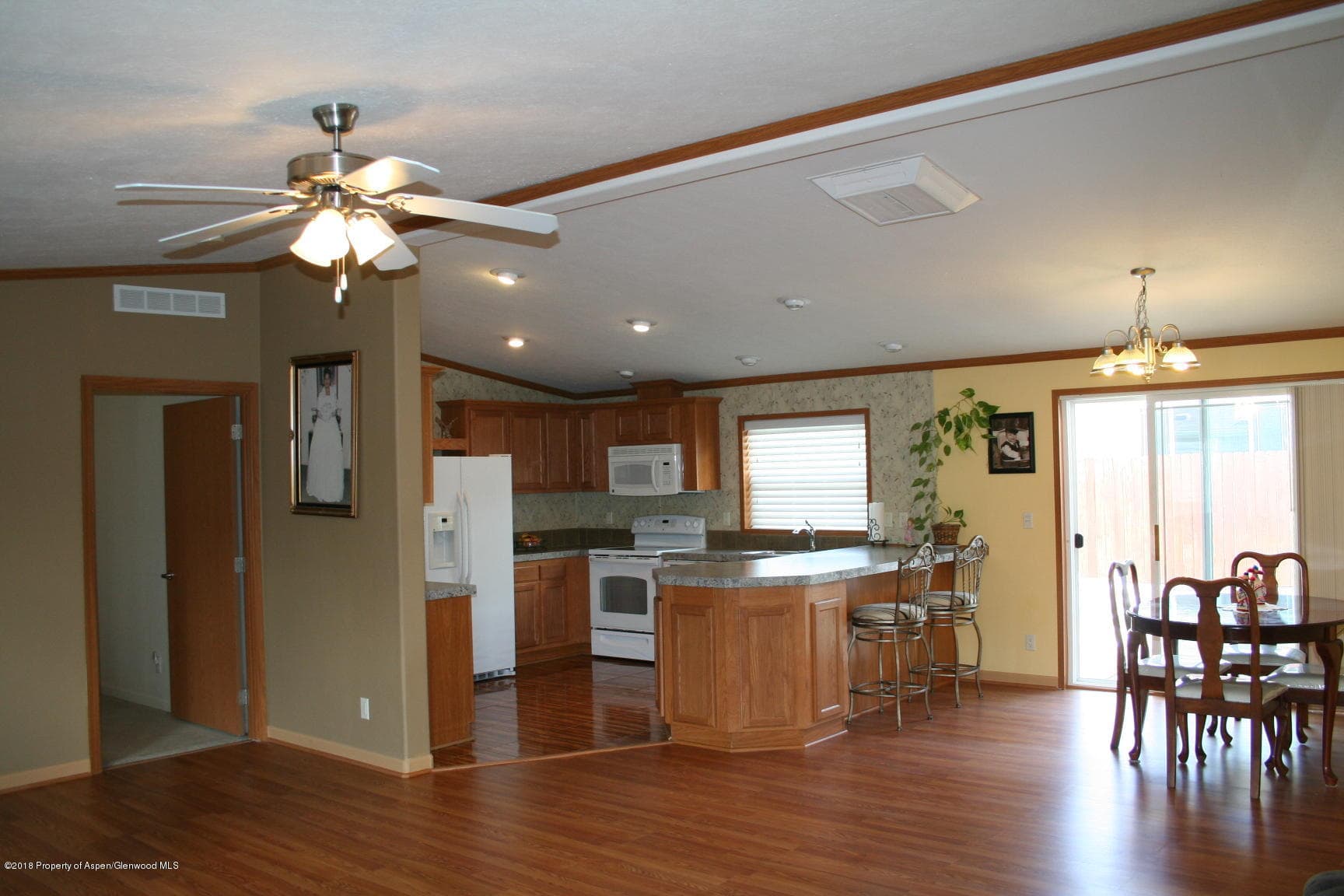 372 Mineral Springs Circle, Parachute, CO 81635 - Photo 4