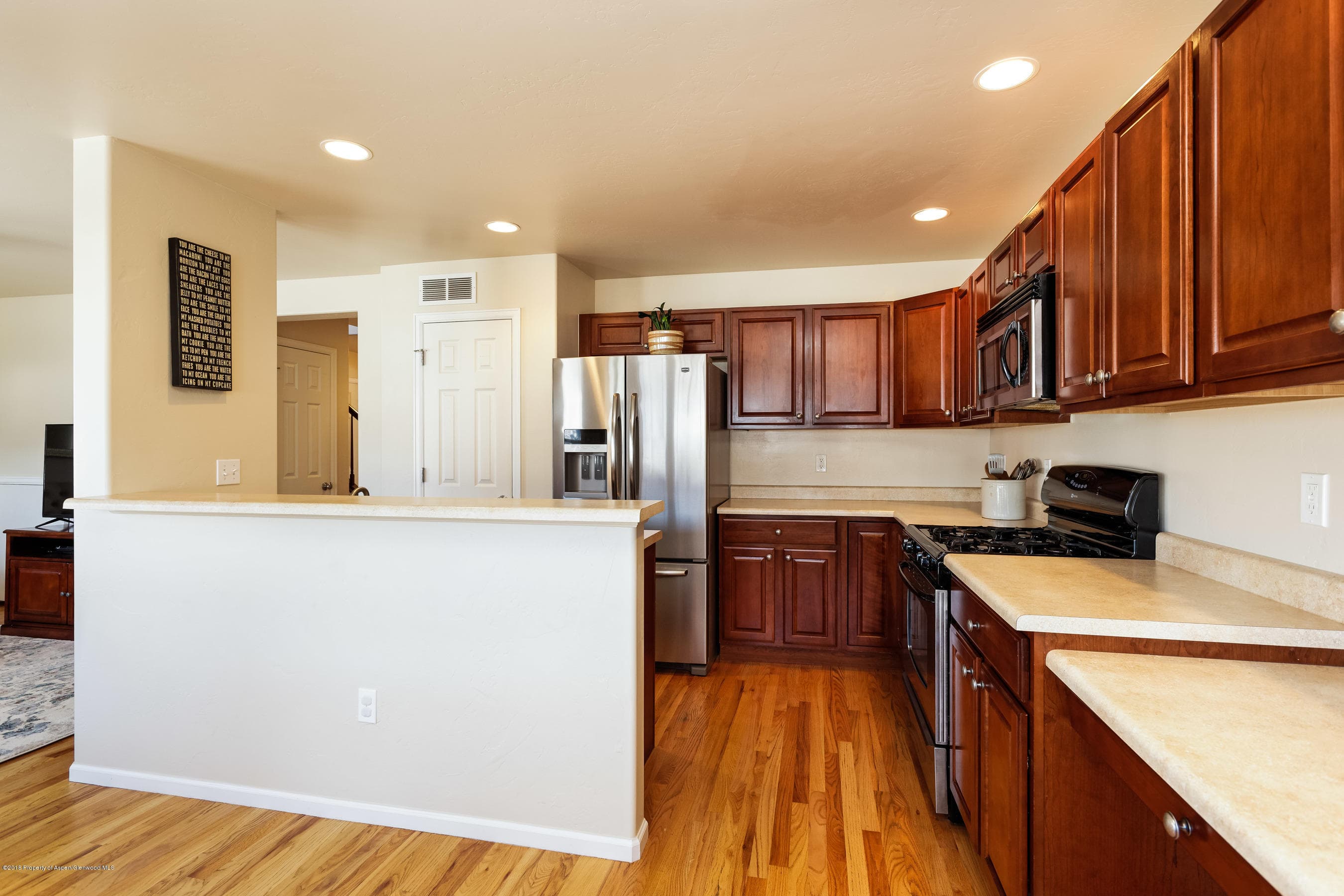 133 E Cathedral Court, New Castle, CO 81647 - Photo 3
