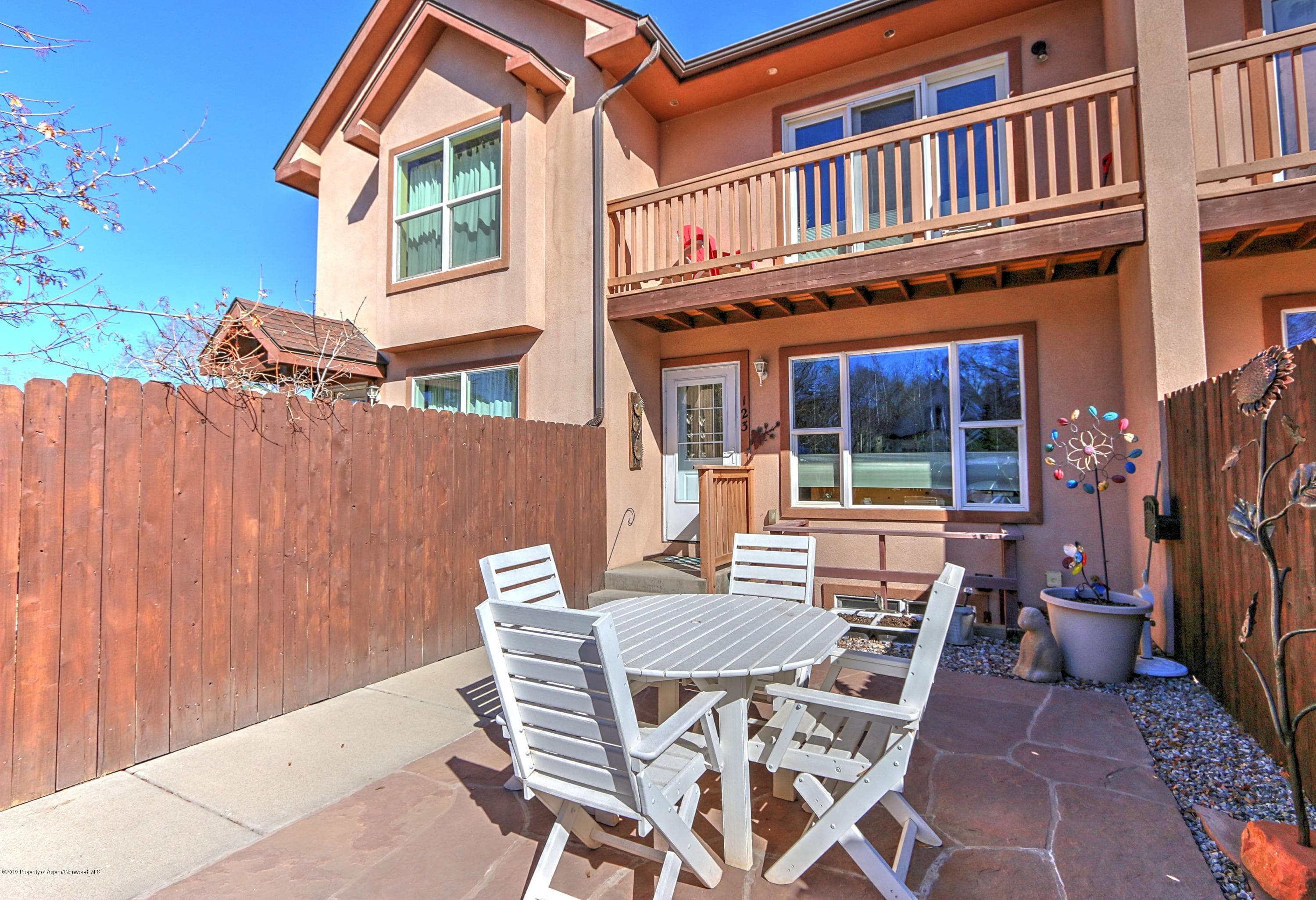 123 Garfield Avenue, Carbondale, CO 81623 - Photo 2