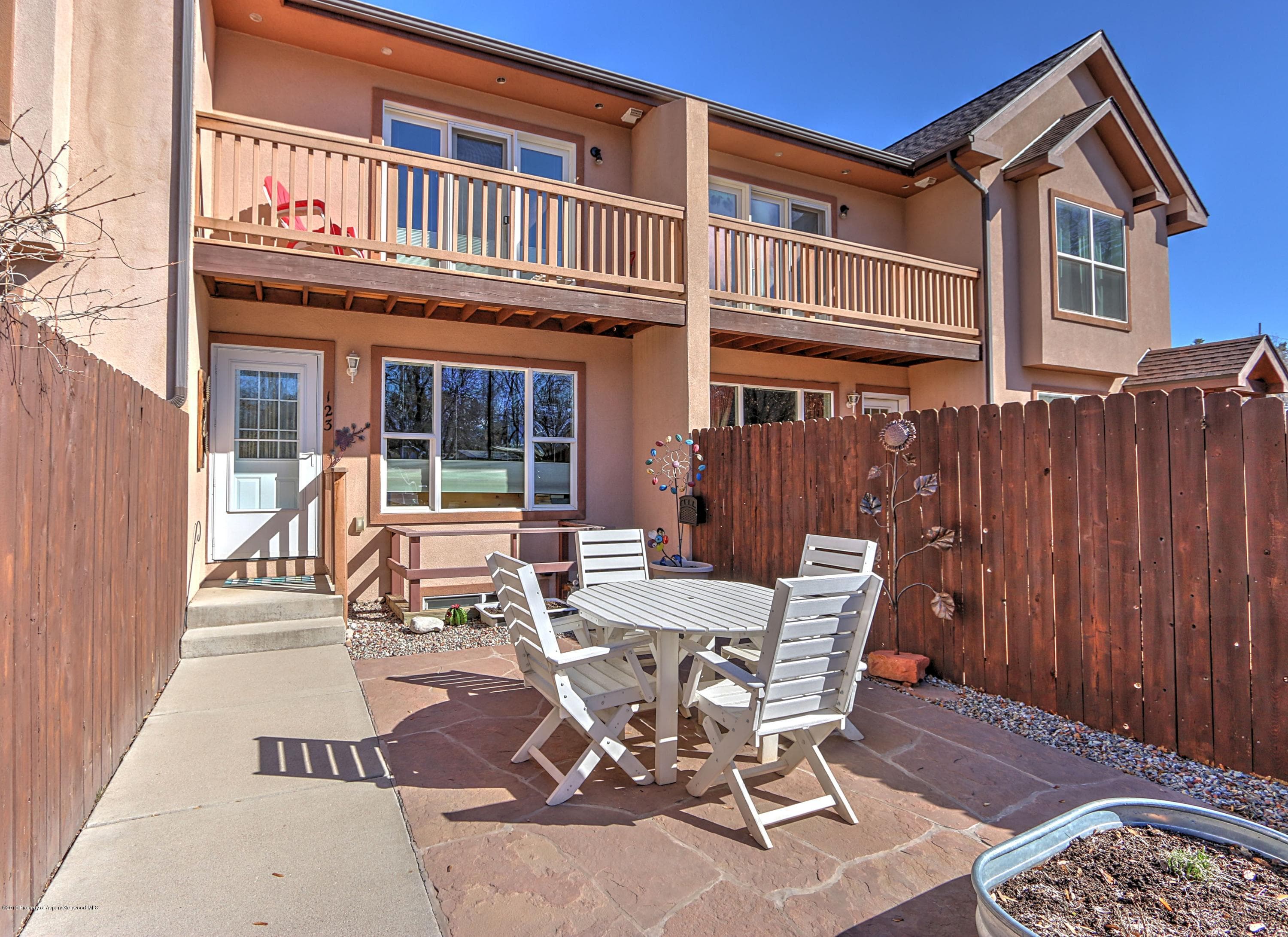 123 Garfield Avenue, Carbondale, CO 81623 - Photo 1