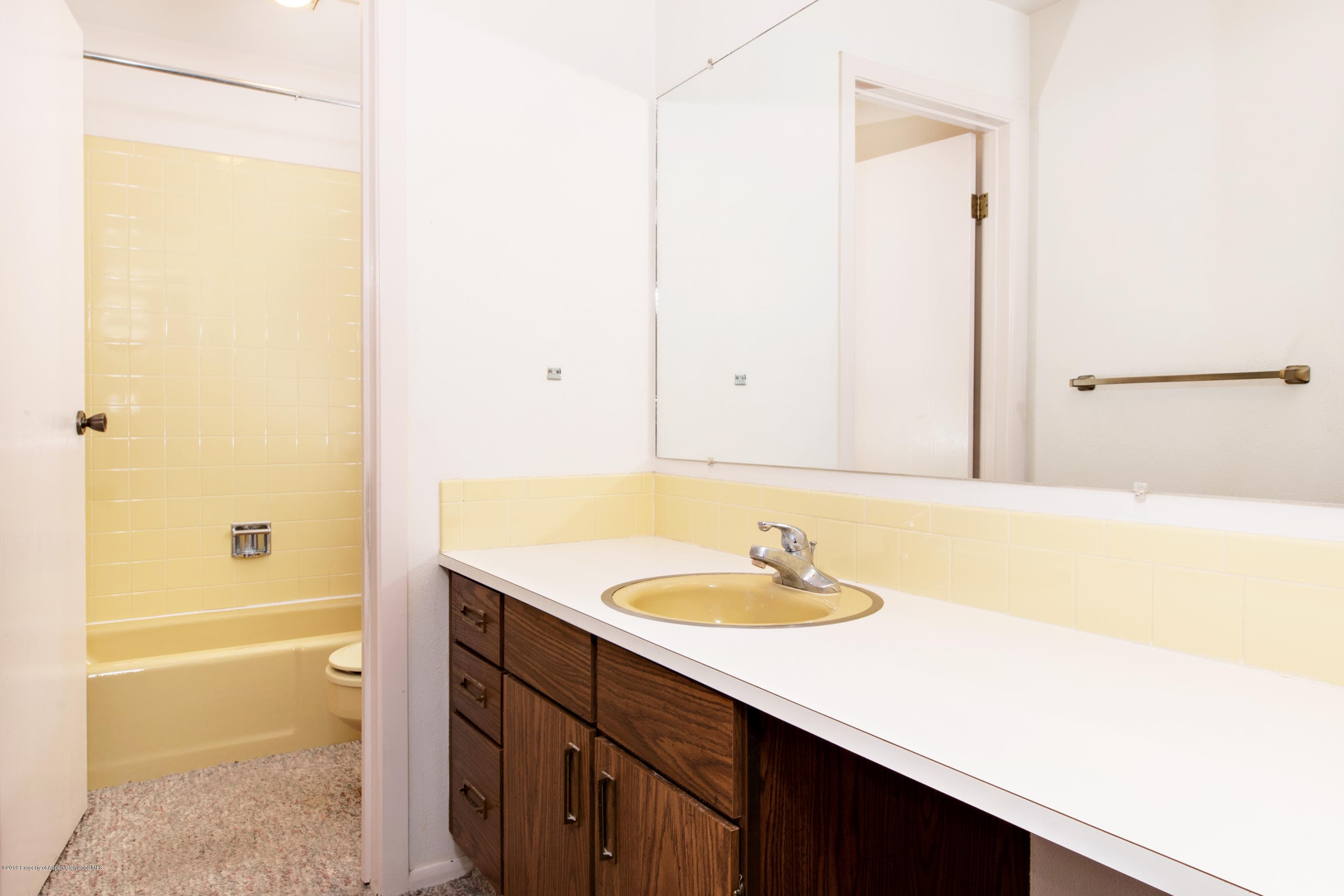 1527 Blake Avenue 302, Glenwood Springs, CO 81601 - Photo 12