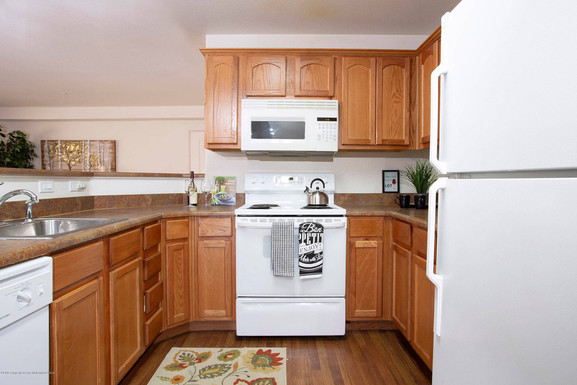 544 River View Drive 603, New Castle, CO 81647 - Photo 3
