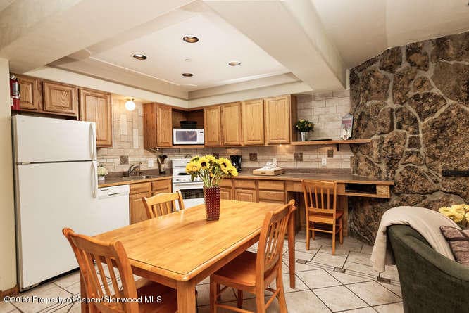640 Carriage Way 203, Snowmass Village, CO 81615 - Photo 5