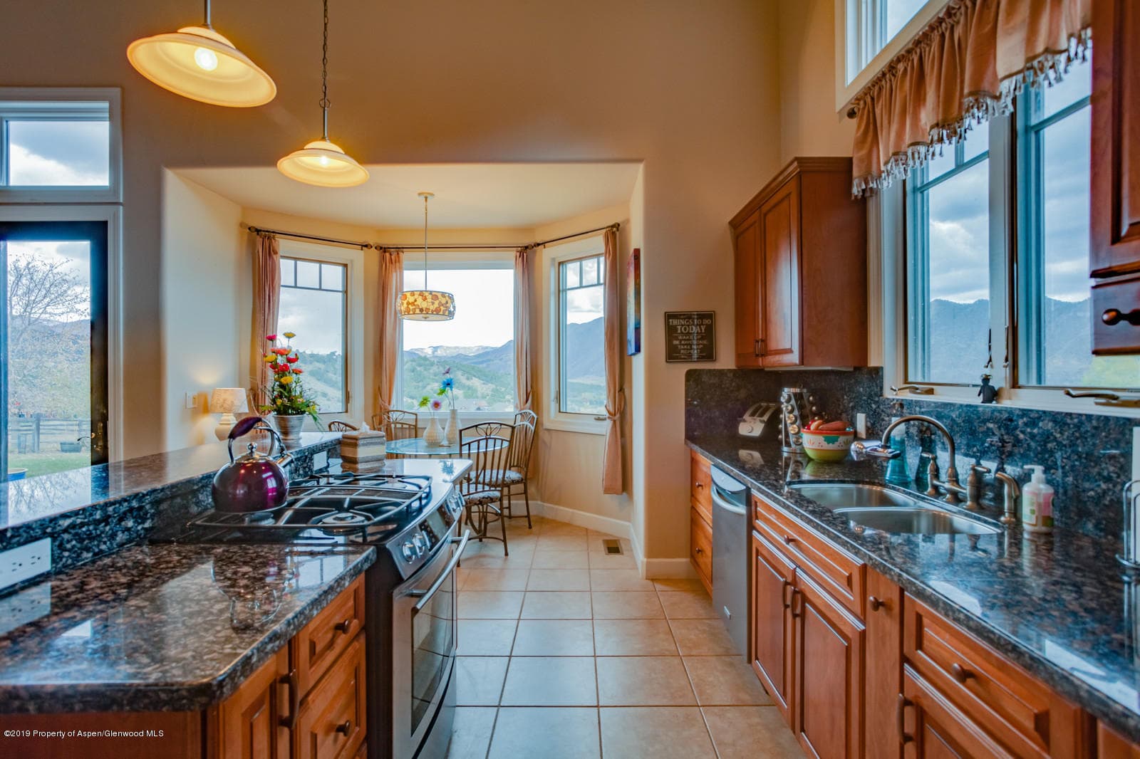 808 Clubhouse Drive, New Castle, CO 81647 - Photo 4