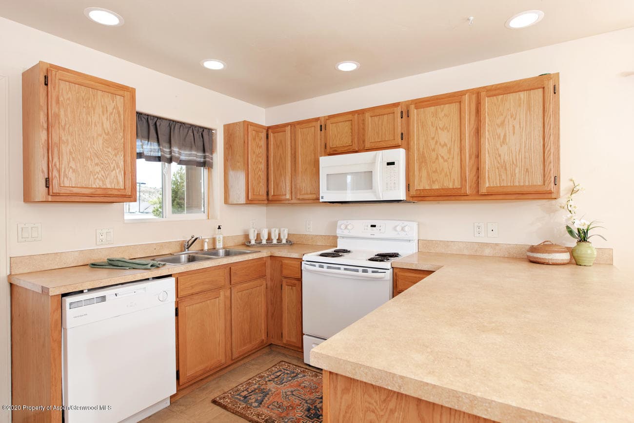 152 W 26th Street, Rifle, CO 81650 - Photo 7