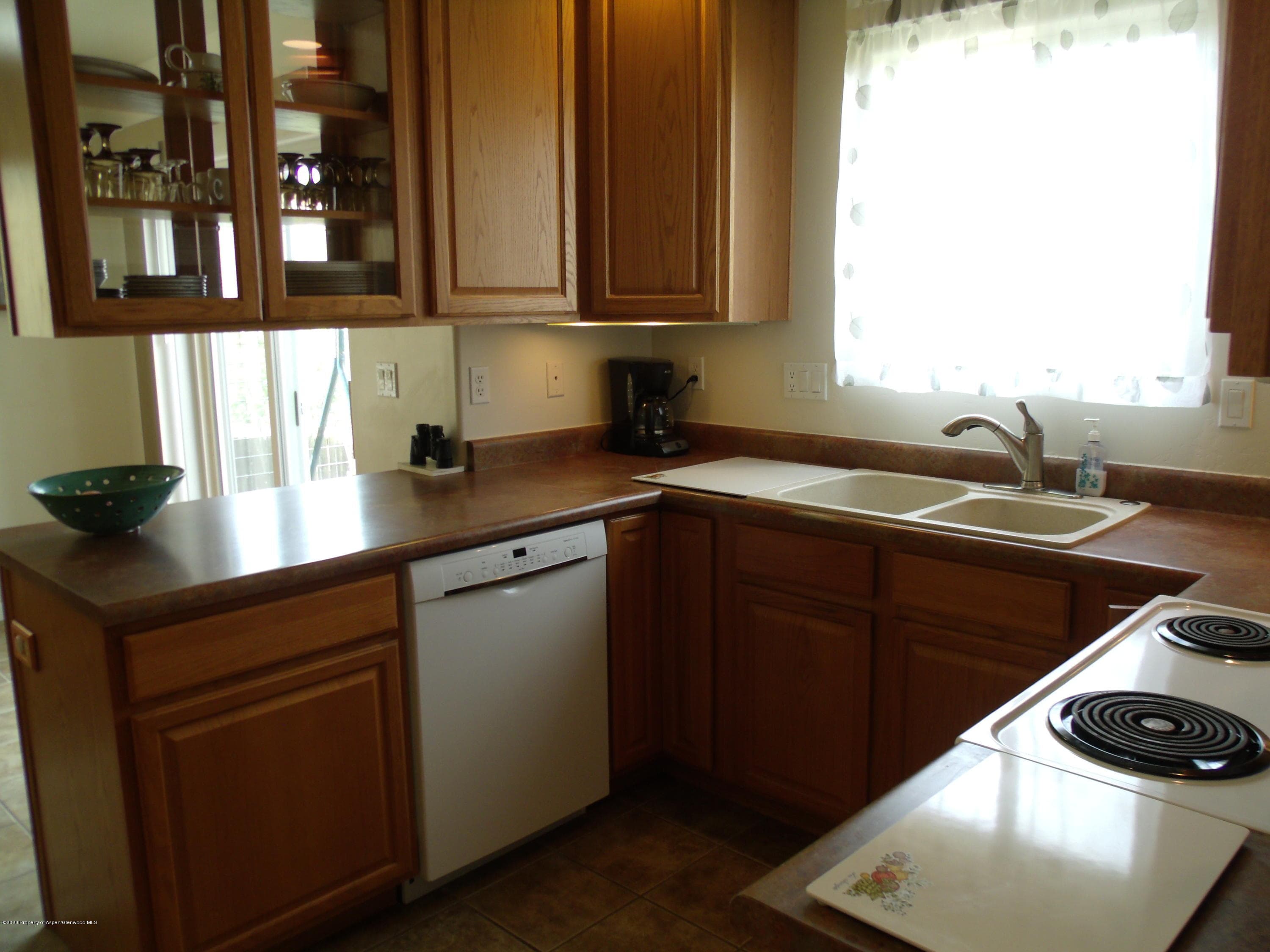2877 East Avenue, Rifle, CO 81650 - Photo 10