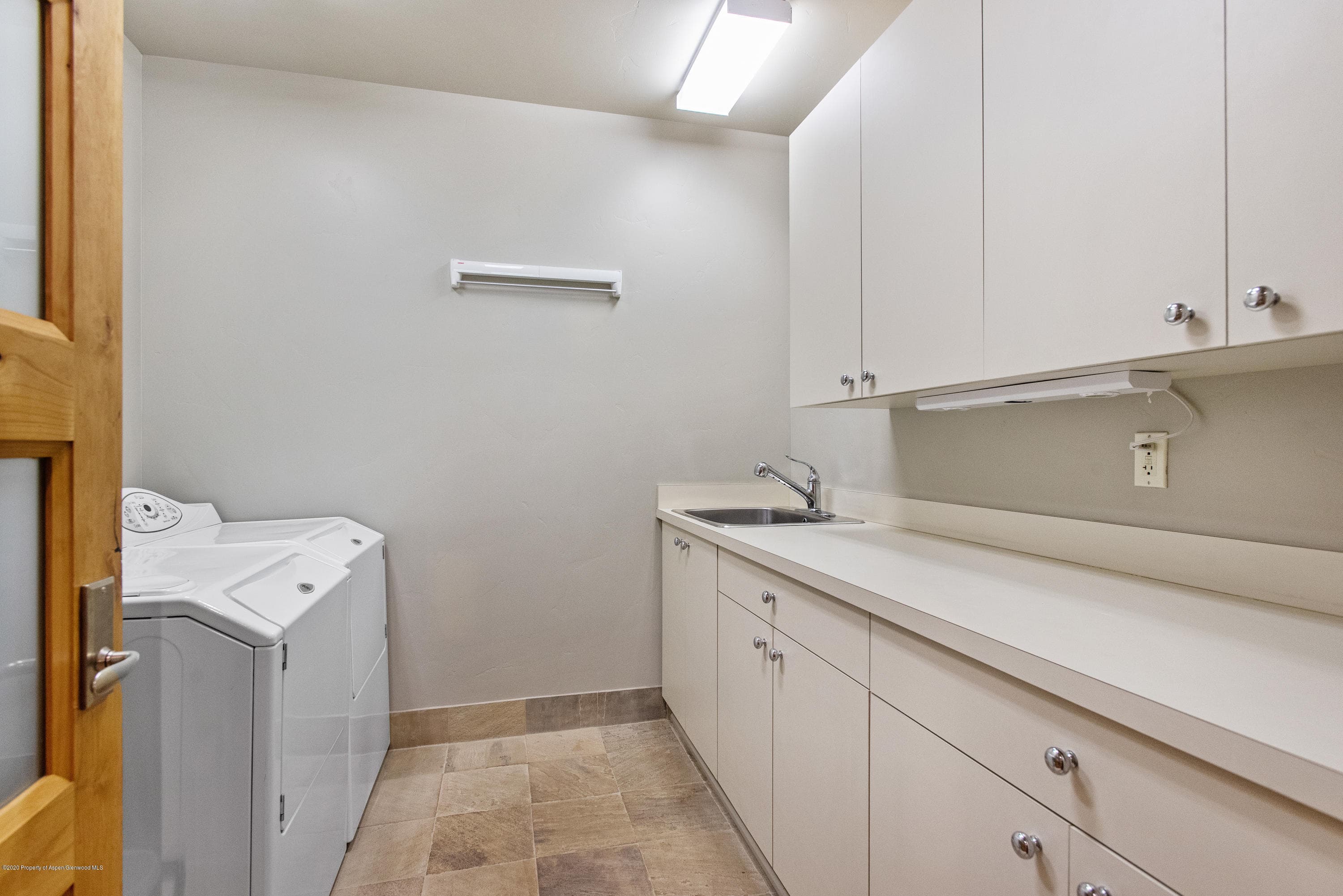 501 Rio Grande Place 205, Aspen, CO 81611 - Photo 15