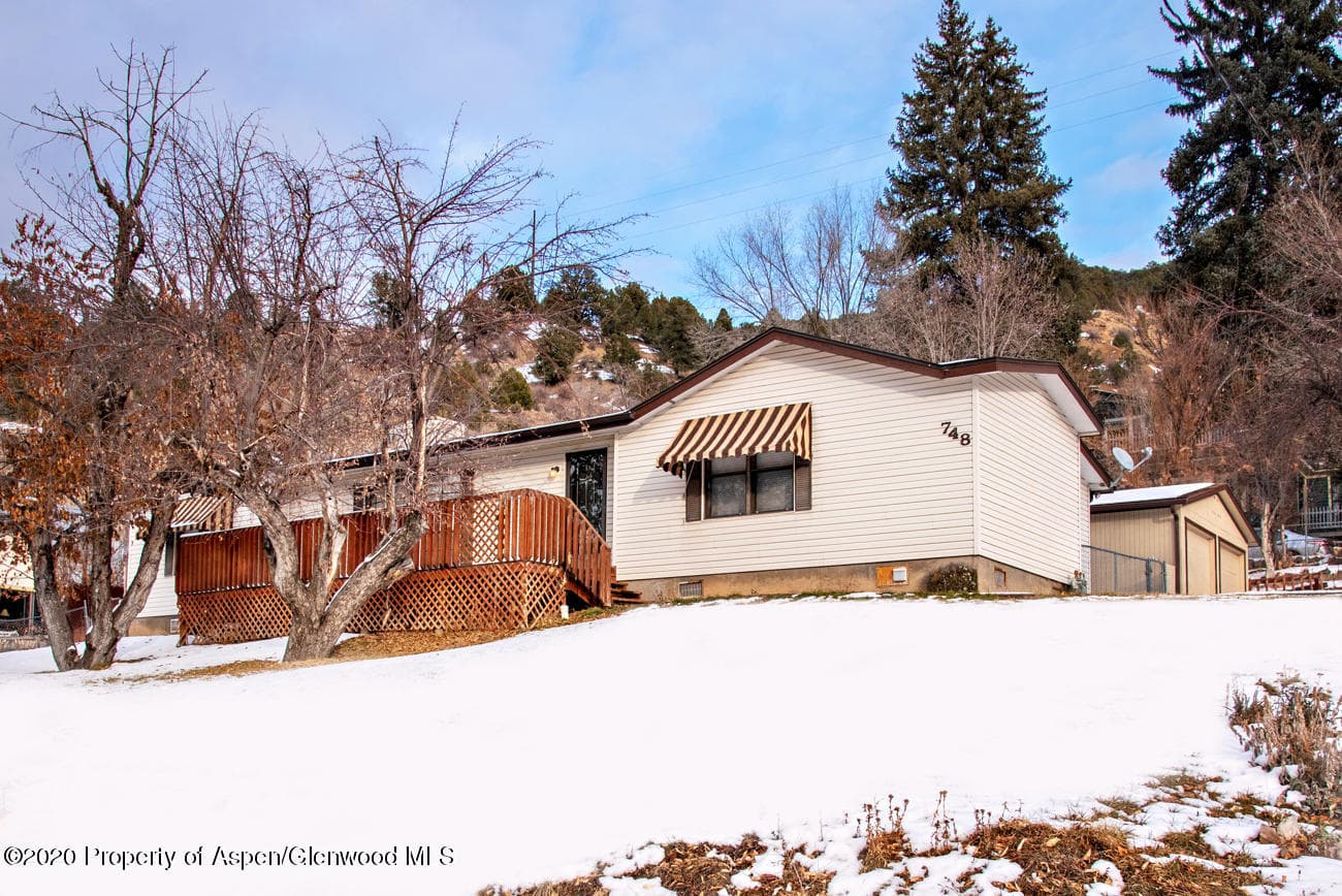 748 Lincoln Avenue, Glenwood Springs, CO 81601 - Photo 1